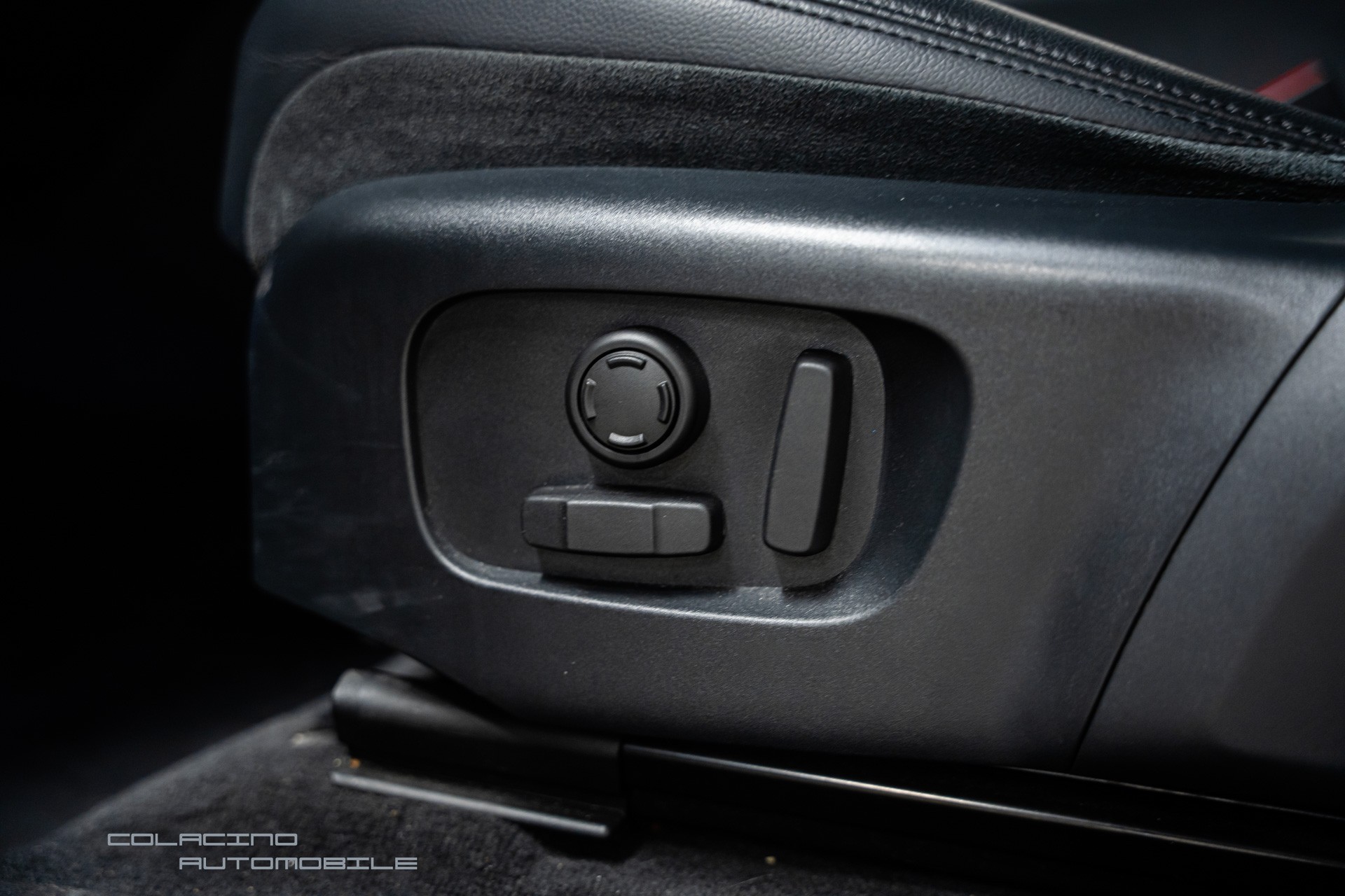 LAND ROVER Range Rover Evoque R-Dynamic P 200 HSE AT9-image-17