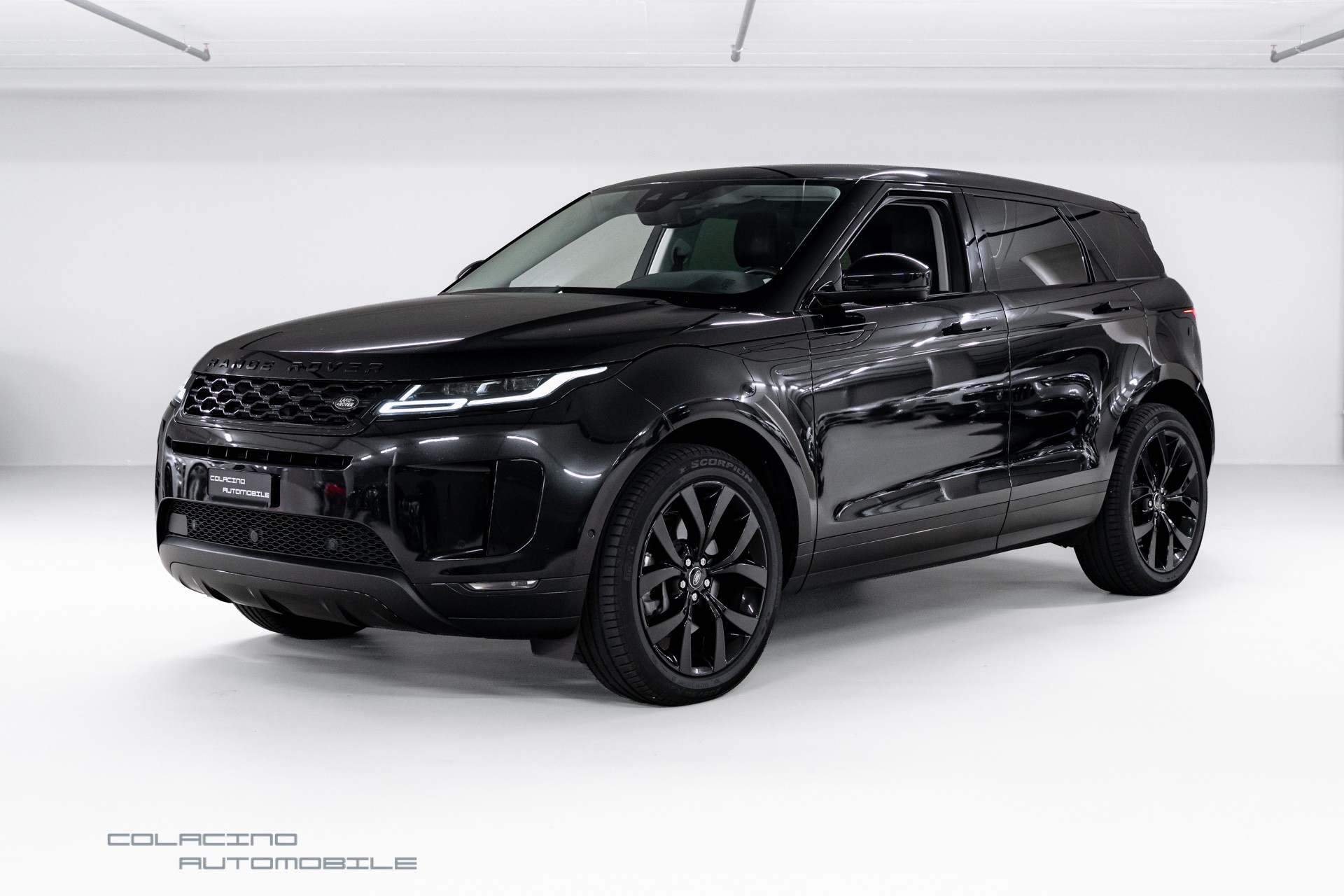 LAND ROVER Range Rover Evoque R-Dynamic P 200 HSE AT9