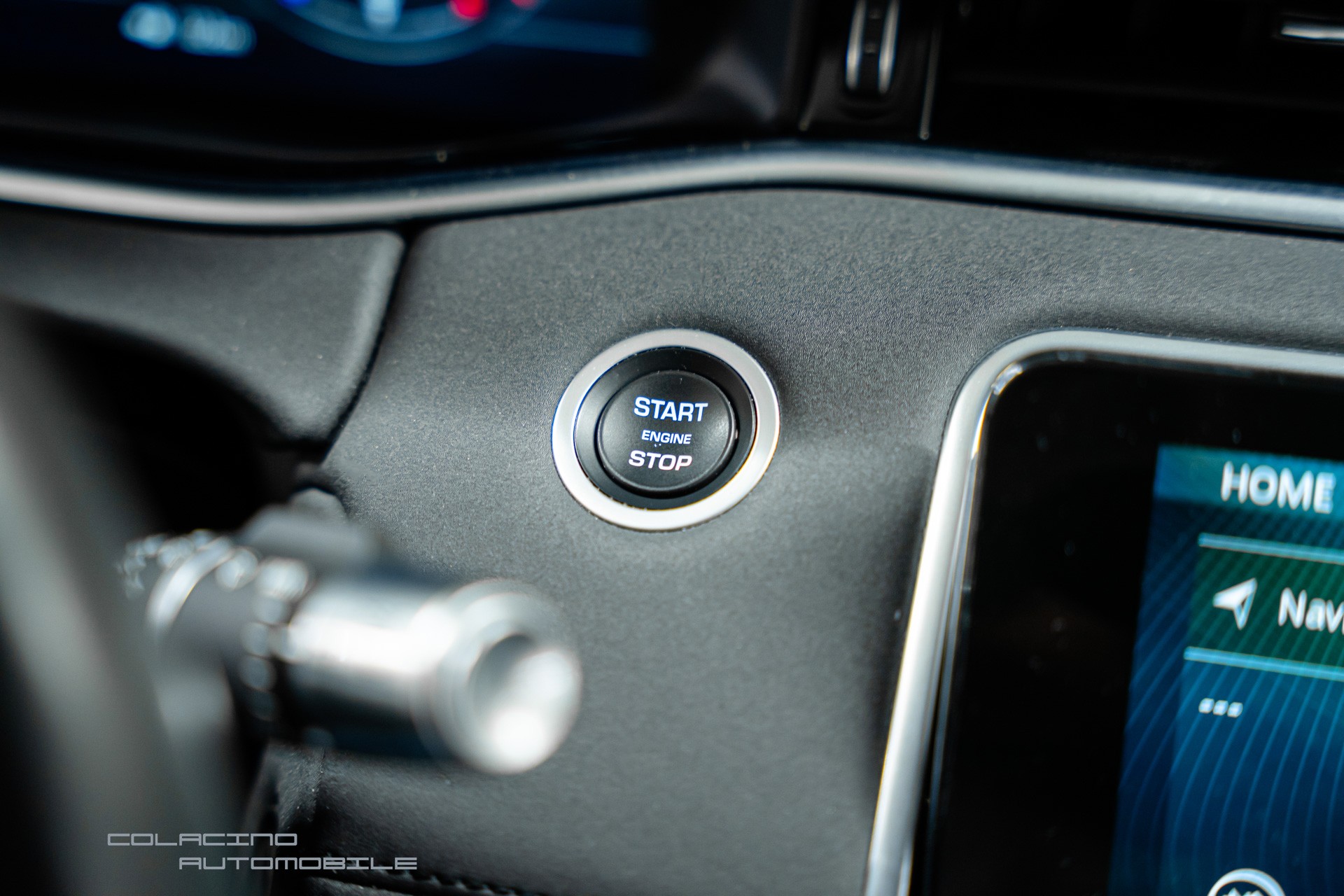 LAND ROVER Range Rover Evoque R-Dynamic P 200 HSE AT9-image-26
