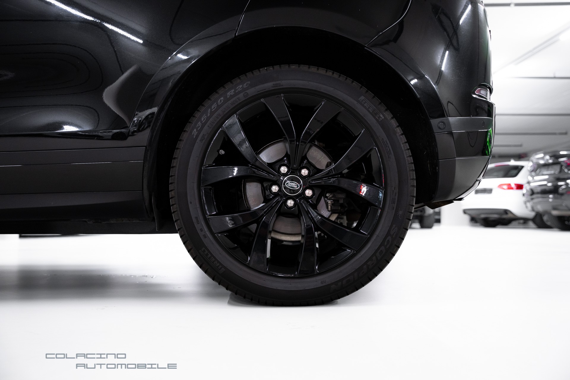 LAND ROVER Range Rover Evoque R-Dynamic P 200 HSE AT9-image-9