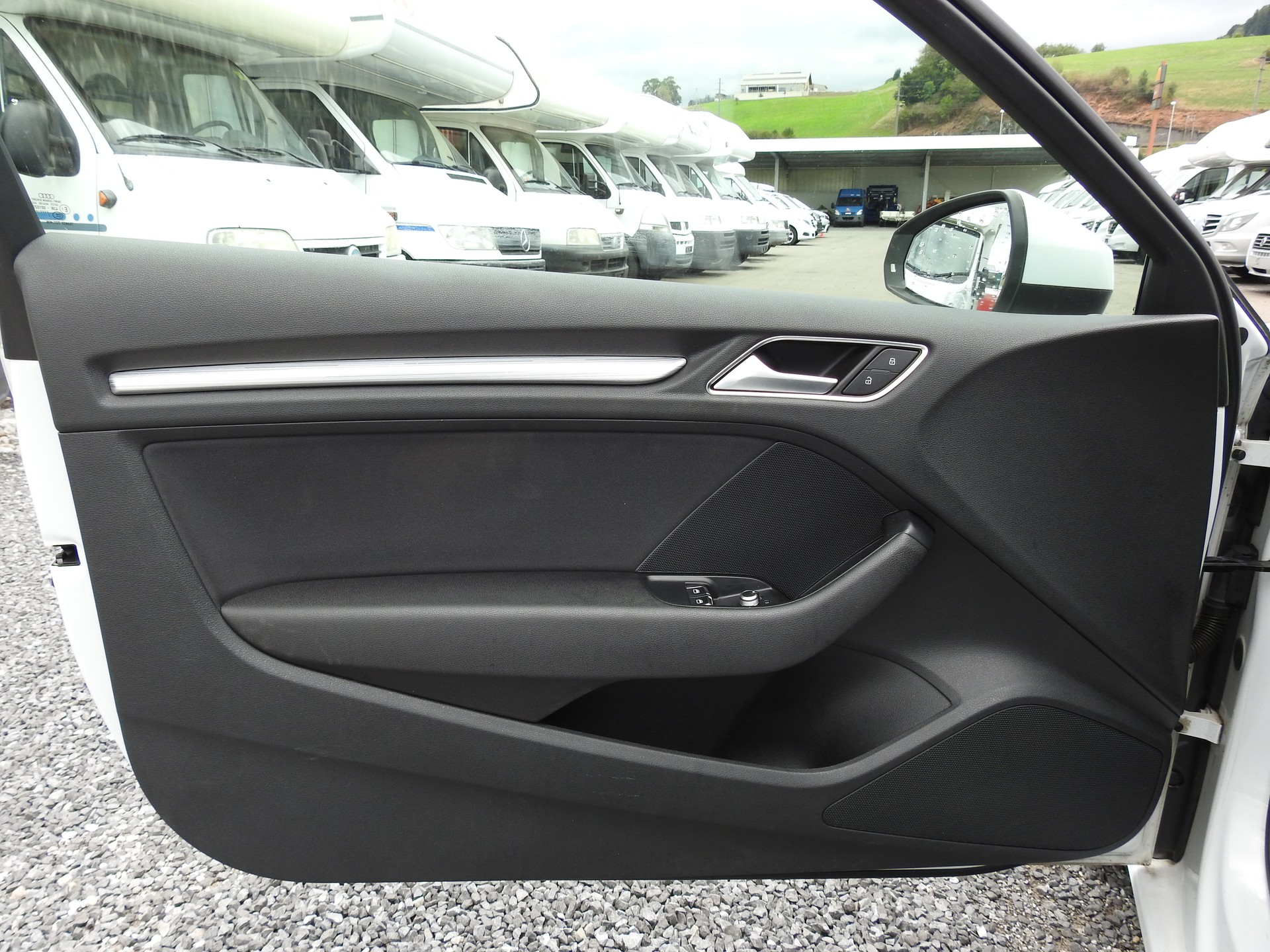 AUDI A3 1.4 TFSI Ambiente-image-11