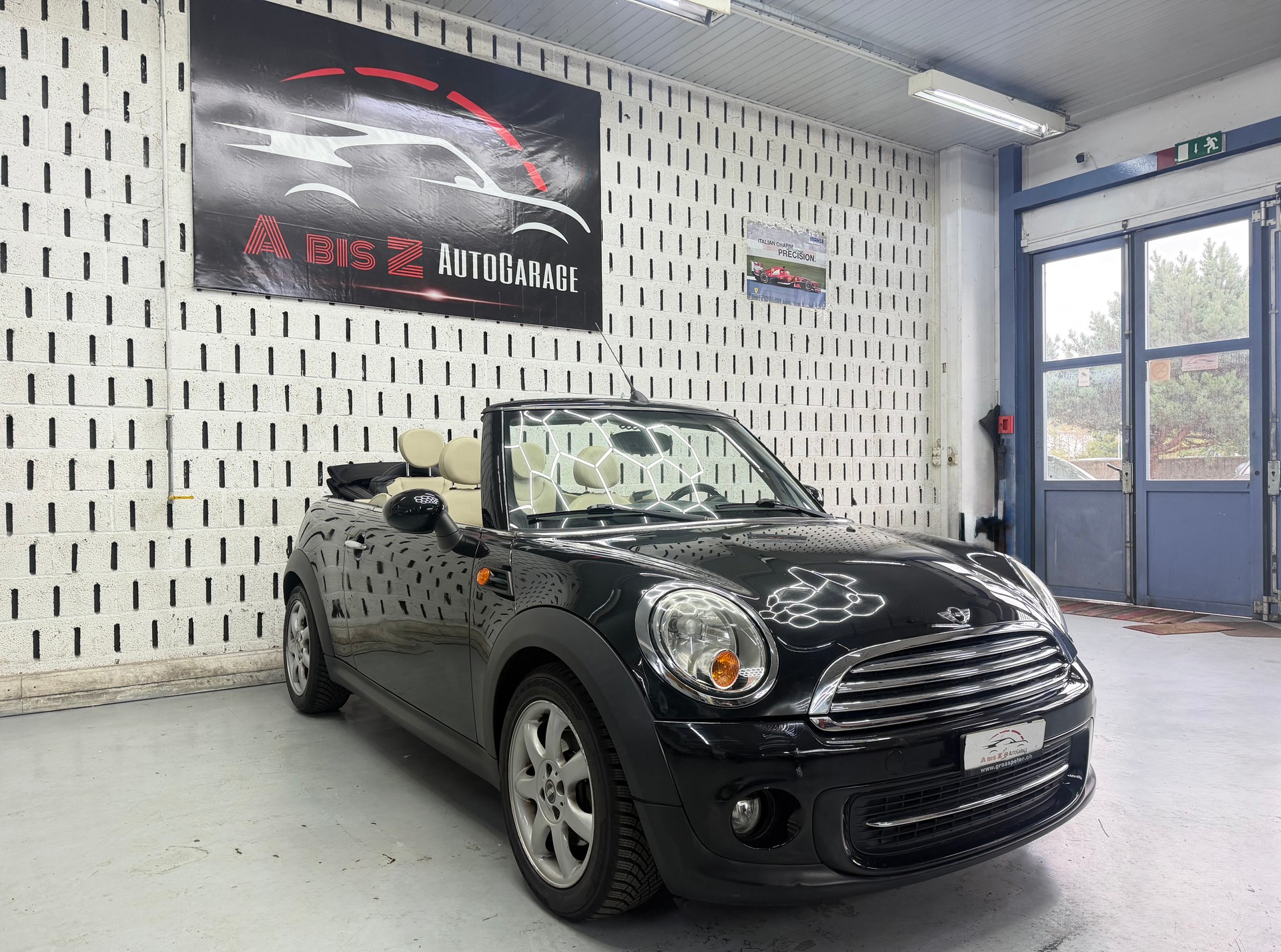 MINI Cooper Cabriolet Steptronic-image-8