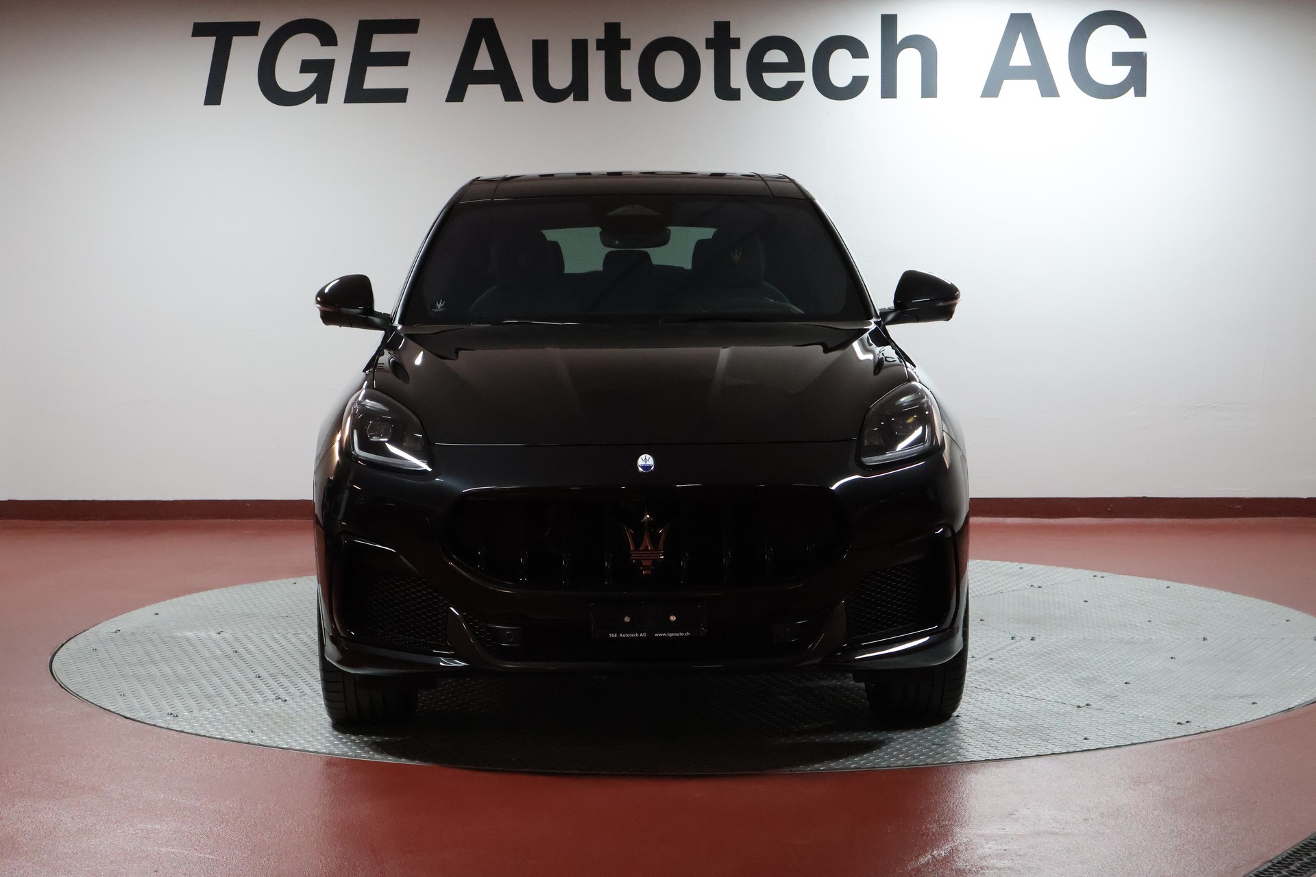 MASERATI Grecale 3.0 Trofeo Automatica-showroom-element-1