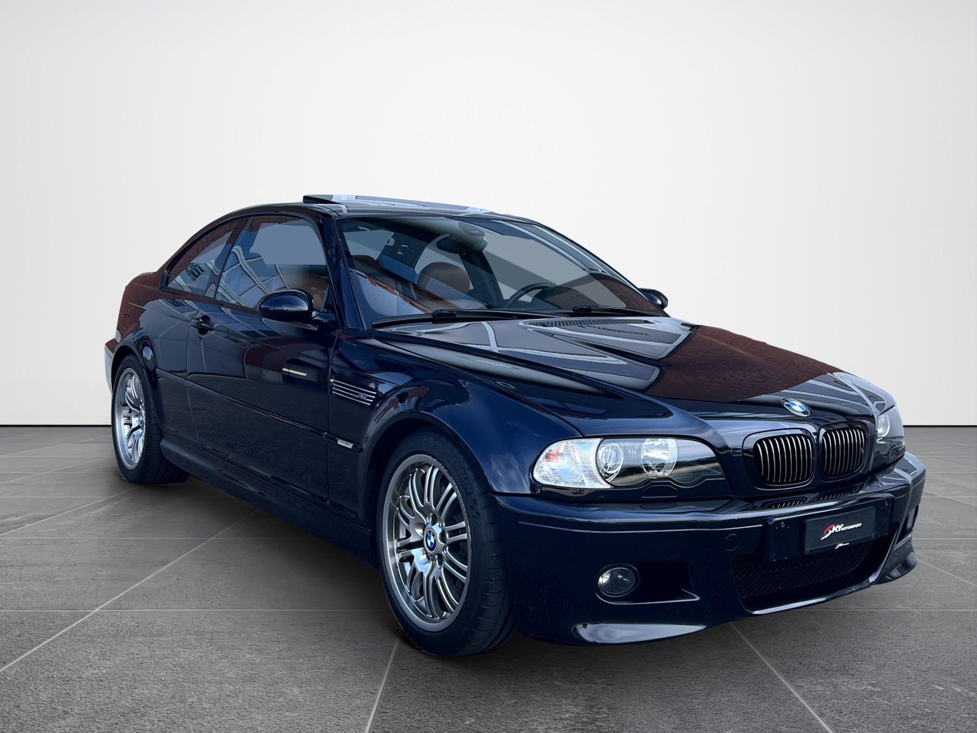 BMW M3 Coupé-showroom-element-1