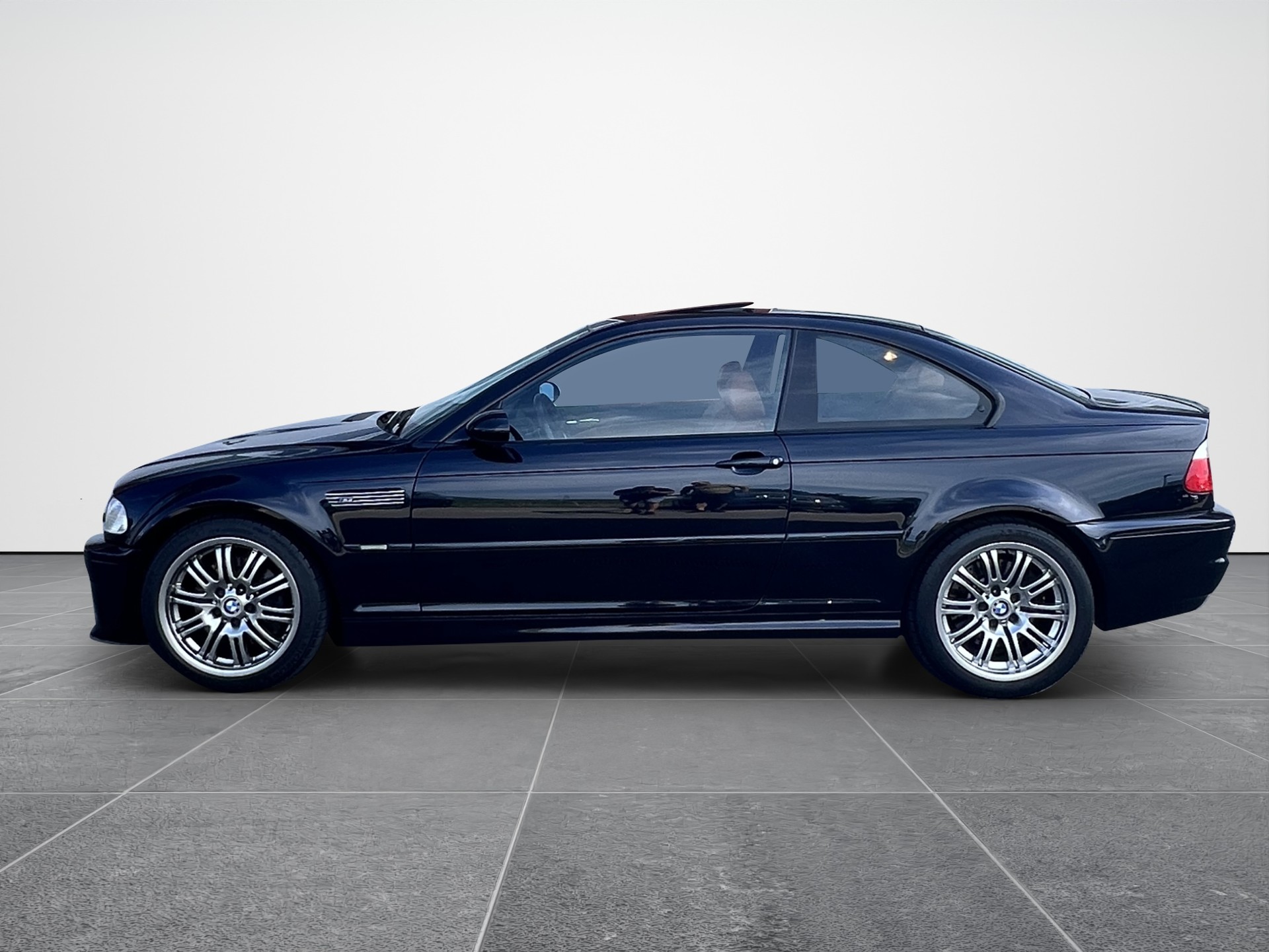 BMW M3 Coupé-showroom-element-2