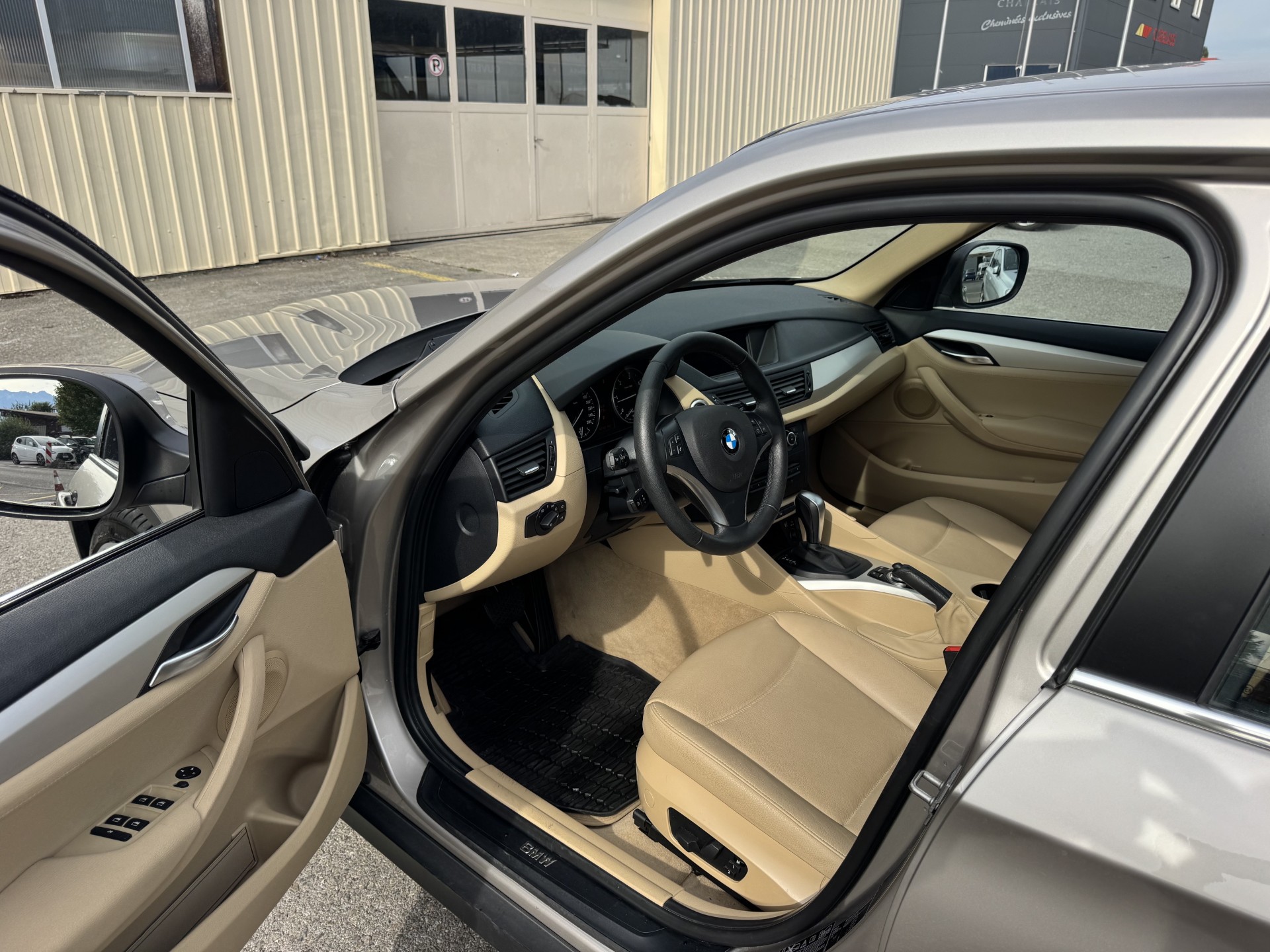 BMW X1 xDrive 23d Steptronic-image-7
