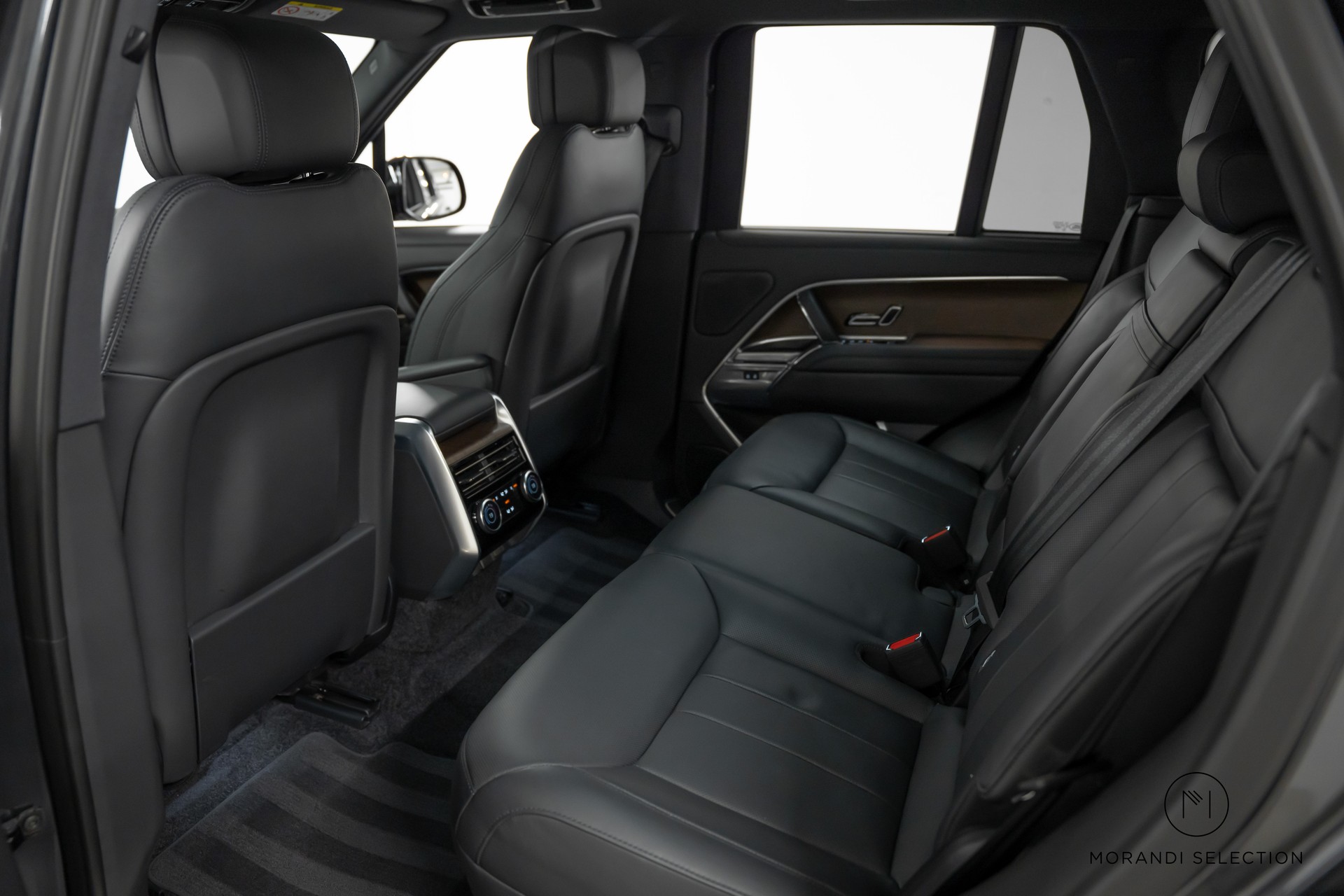 LAND ROVER Range Rover 3.0 D I6 350 HSE-image-14