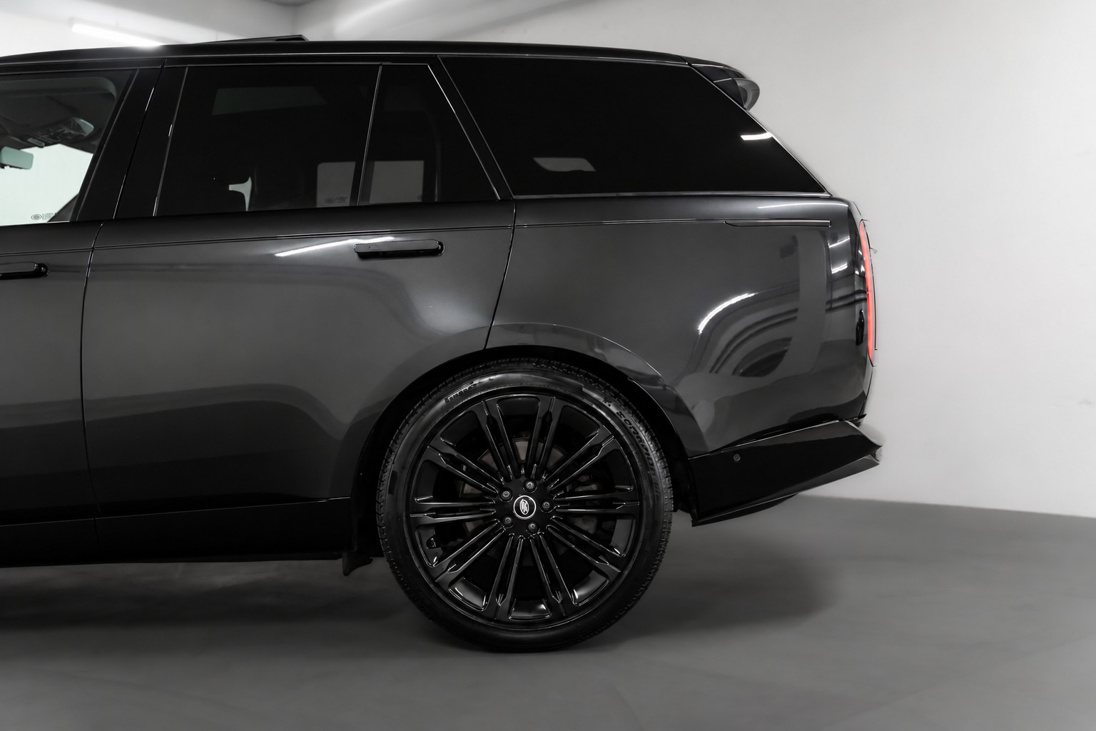 LAND ROVER Range Rover 3.0 D I6 350 HSE-image-7