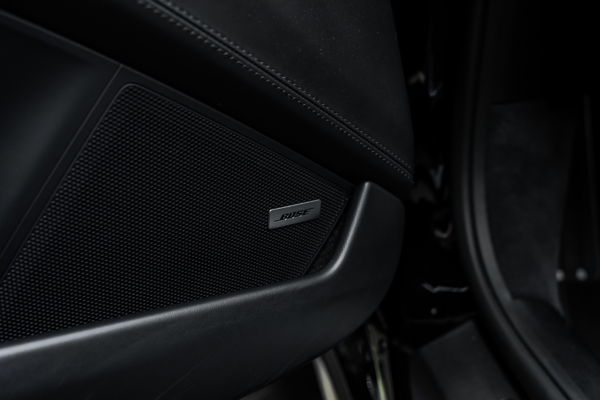 PORSCHE 911 Turbo S Cabriolet PDK | Porsche Approved bis 09.27-image-20