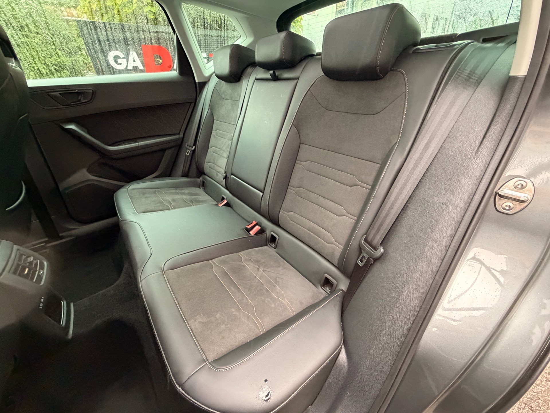 CUPRA Ateca 1.5 TSI ***ANHÄNGERKUPPLUNG & PANORAMADACH***-image-26