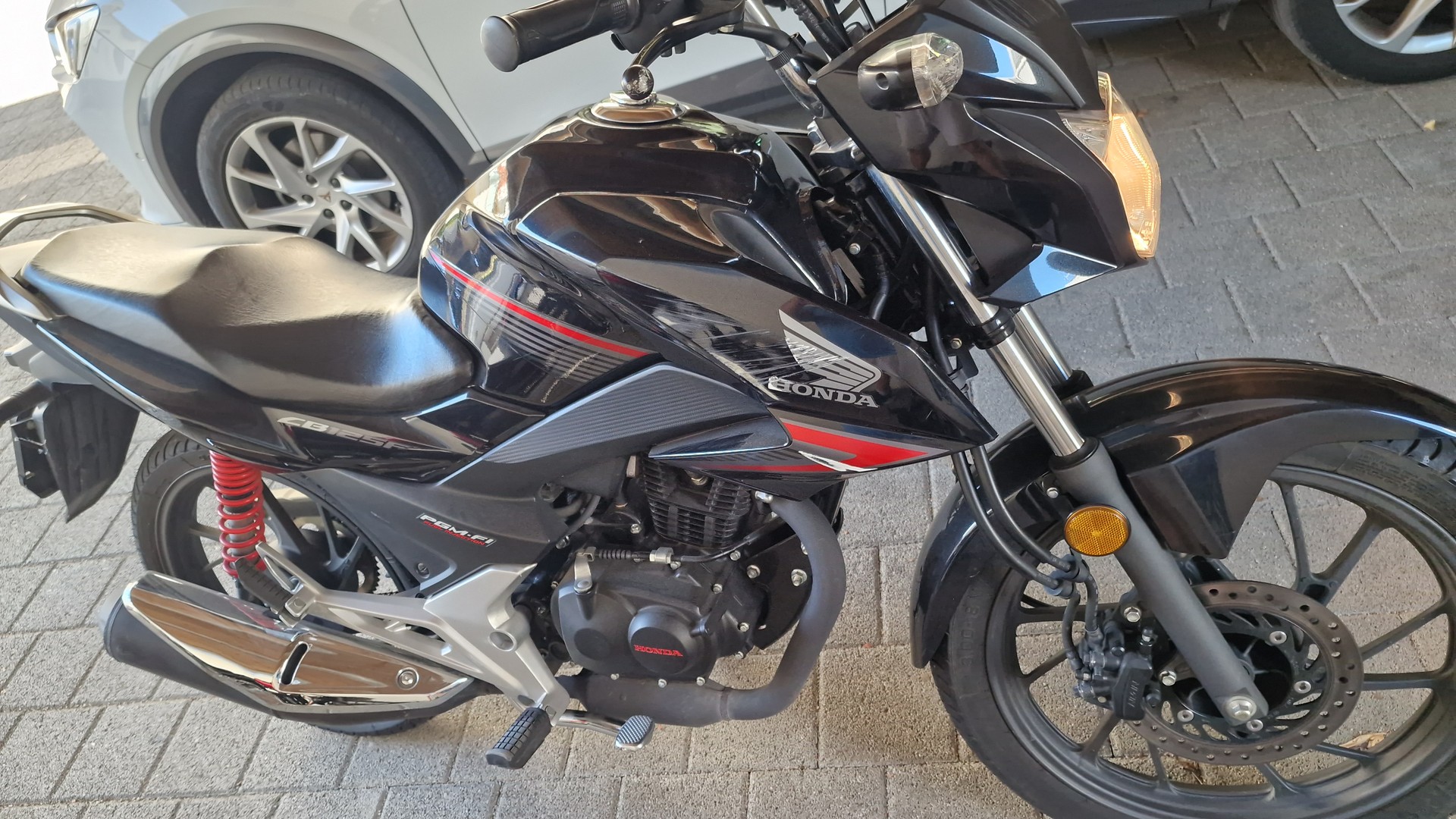 HONDA CBF 125 M-image-2