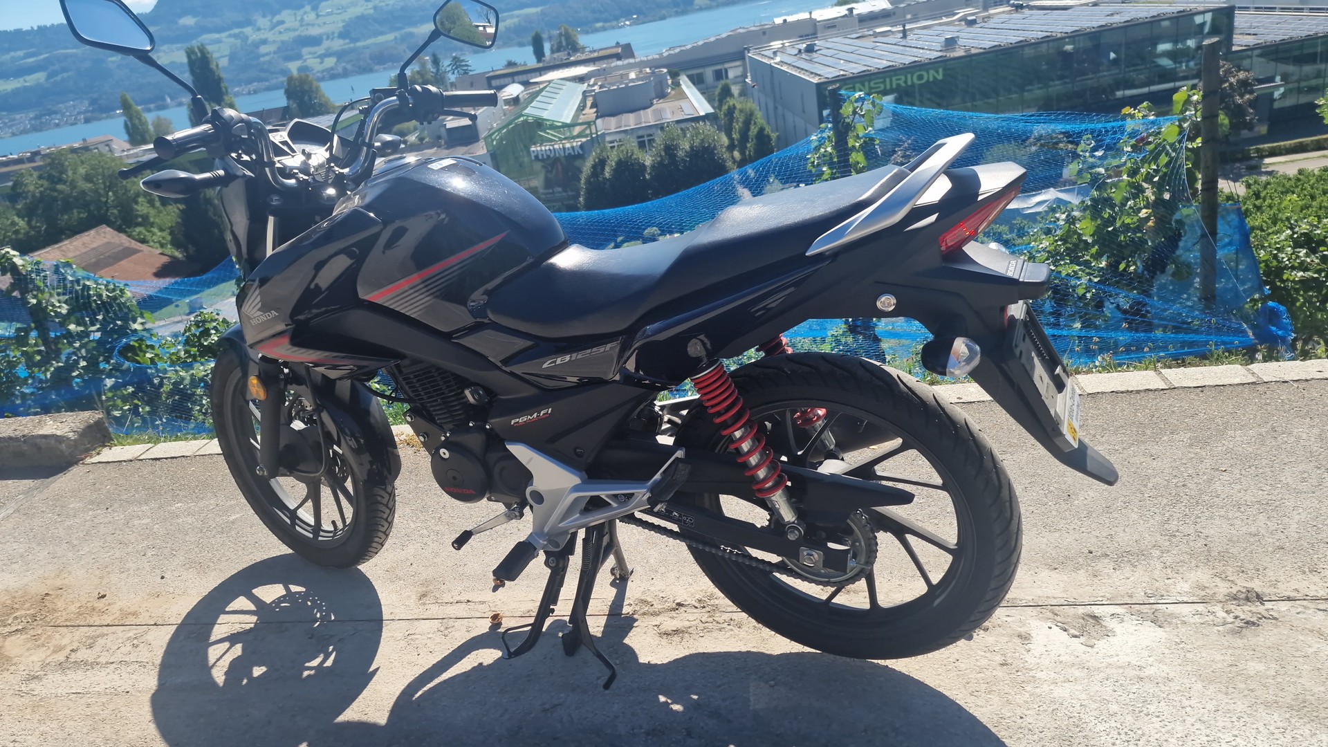 HONDA CBF 125 M-image-11
