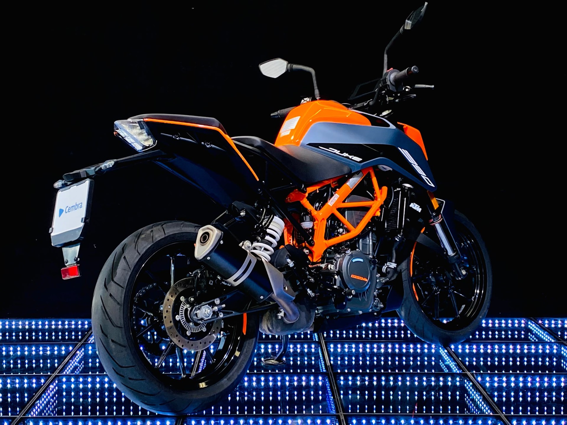 KTM 390 Duke-image-5