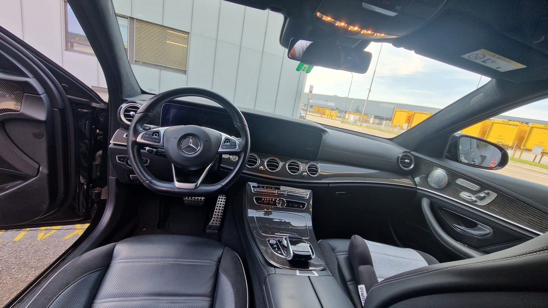 MERCEDES-BENZ E 63 AMG S Edition 1 4 Matic 9G-Tronic-image-3