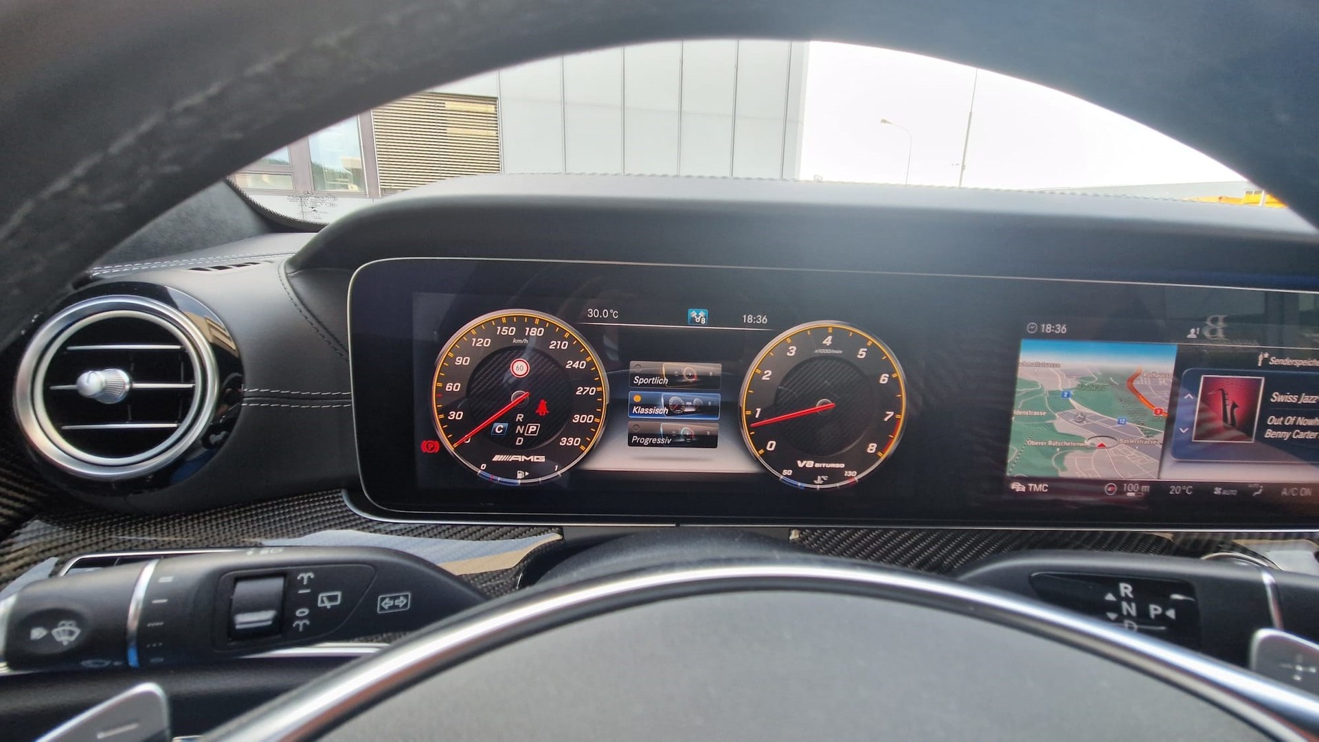 MERCEDES-BENZ E 63 AMG S Edition 1 4 Matic 9G-Tronic-image-5