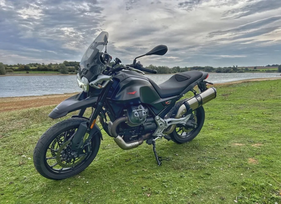 MOTO GUZZI V85 TT Strada E5+-image-2