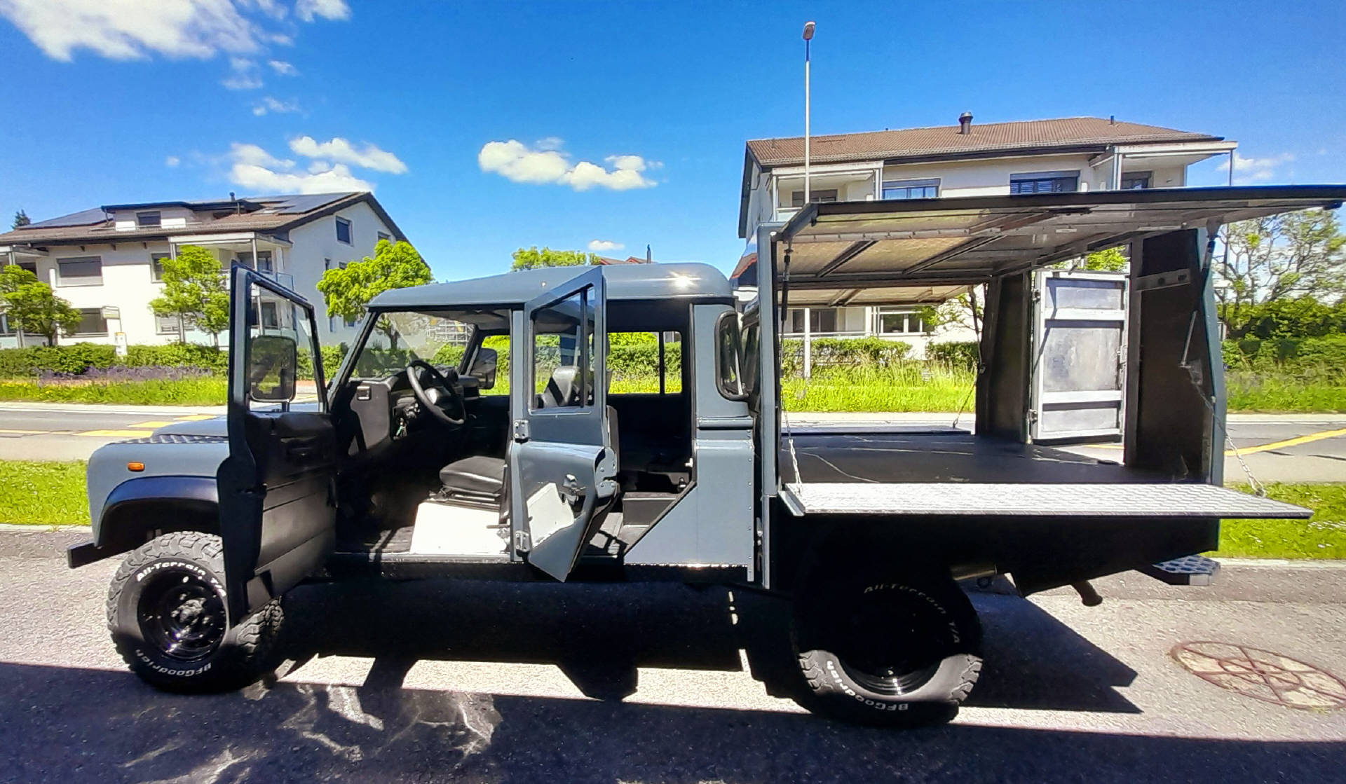 LAND ROVER Defender 130 Doppelkabine Pickup 2.4 TD4-image-7
