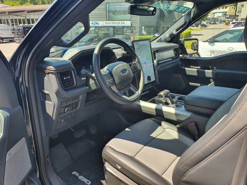 FORD F-150 Lightning DKab.Pick-up 98 kWh Lariat Launch Edition-image-8