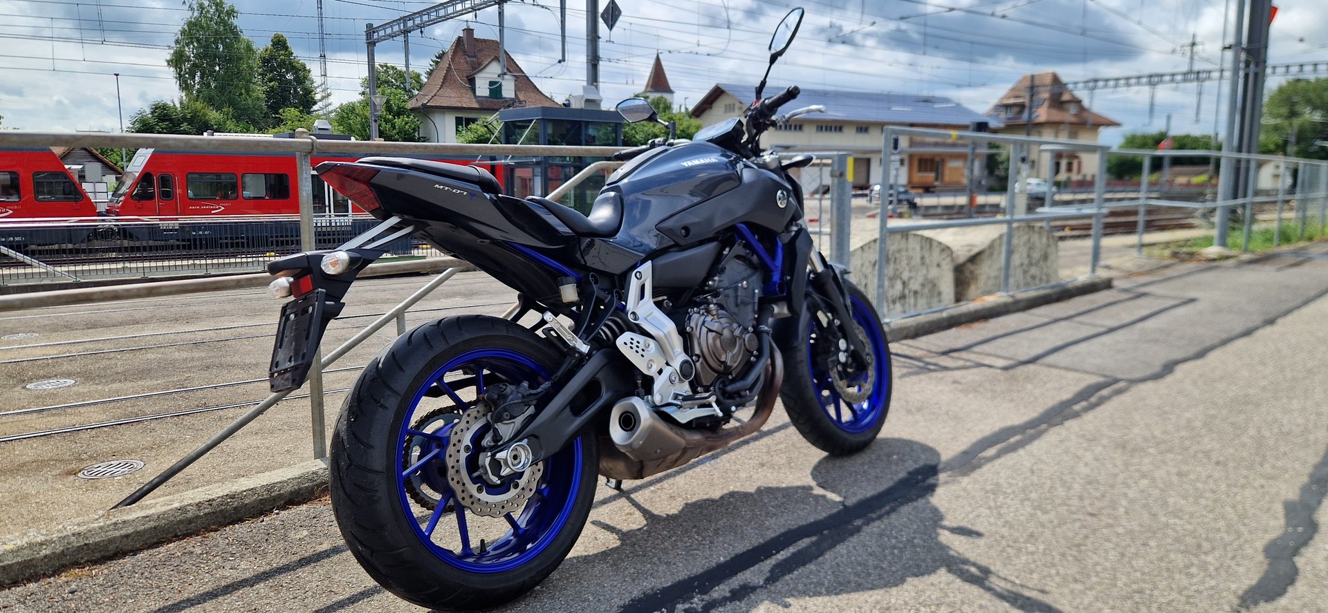 YAMAHA MT-07 ABS-image-2