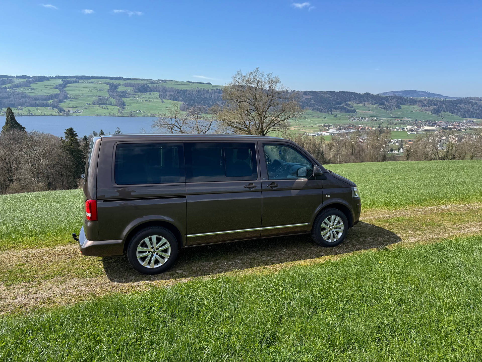 VW T5 Multivan 2.0 Bi-TDI 4 Motion CR Highline Premium DSG-image-5