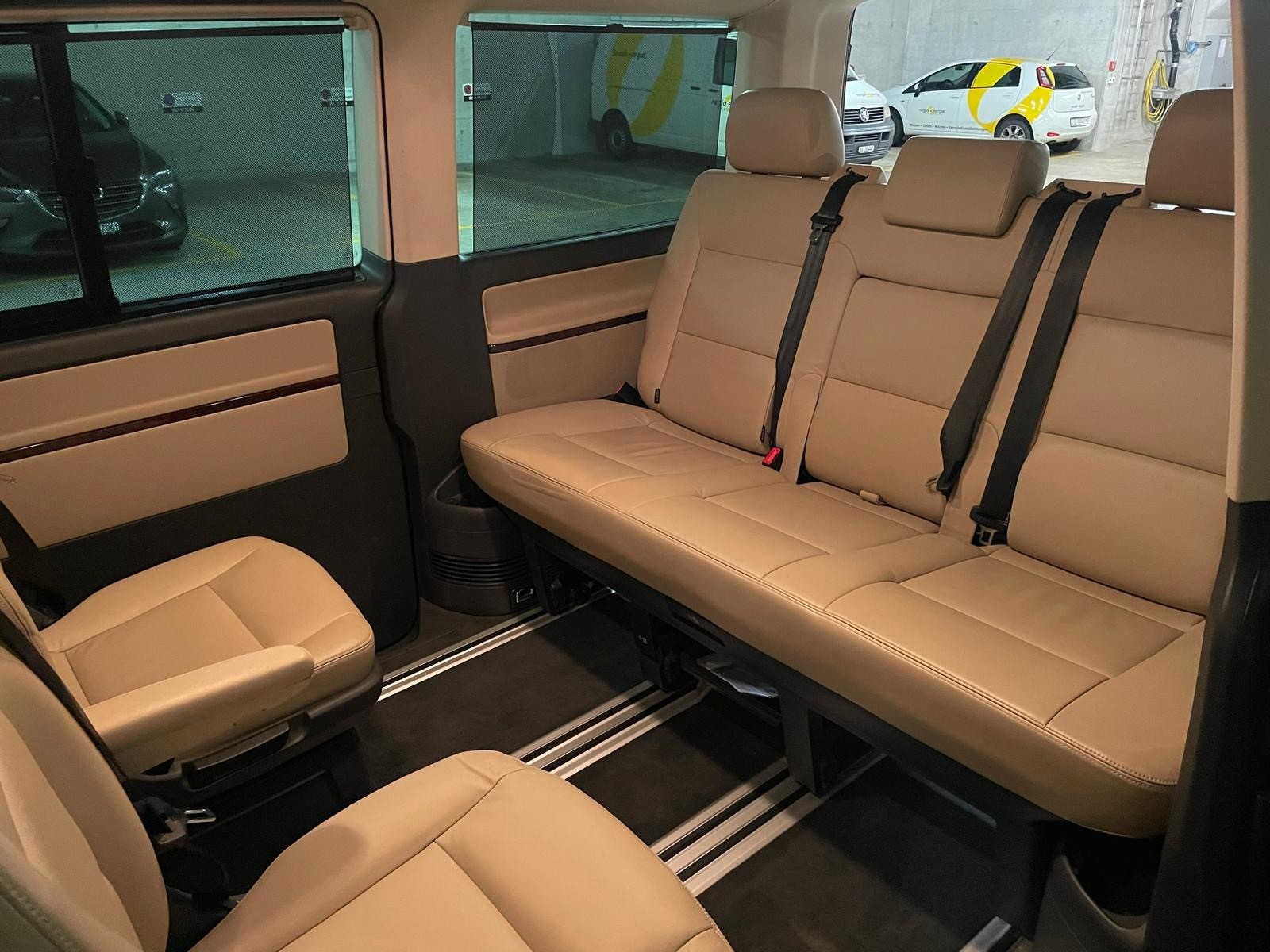 VW T5 Multivan 2.0 Bi-TDI 4 Motion CR Highline Premium DSG-image-9