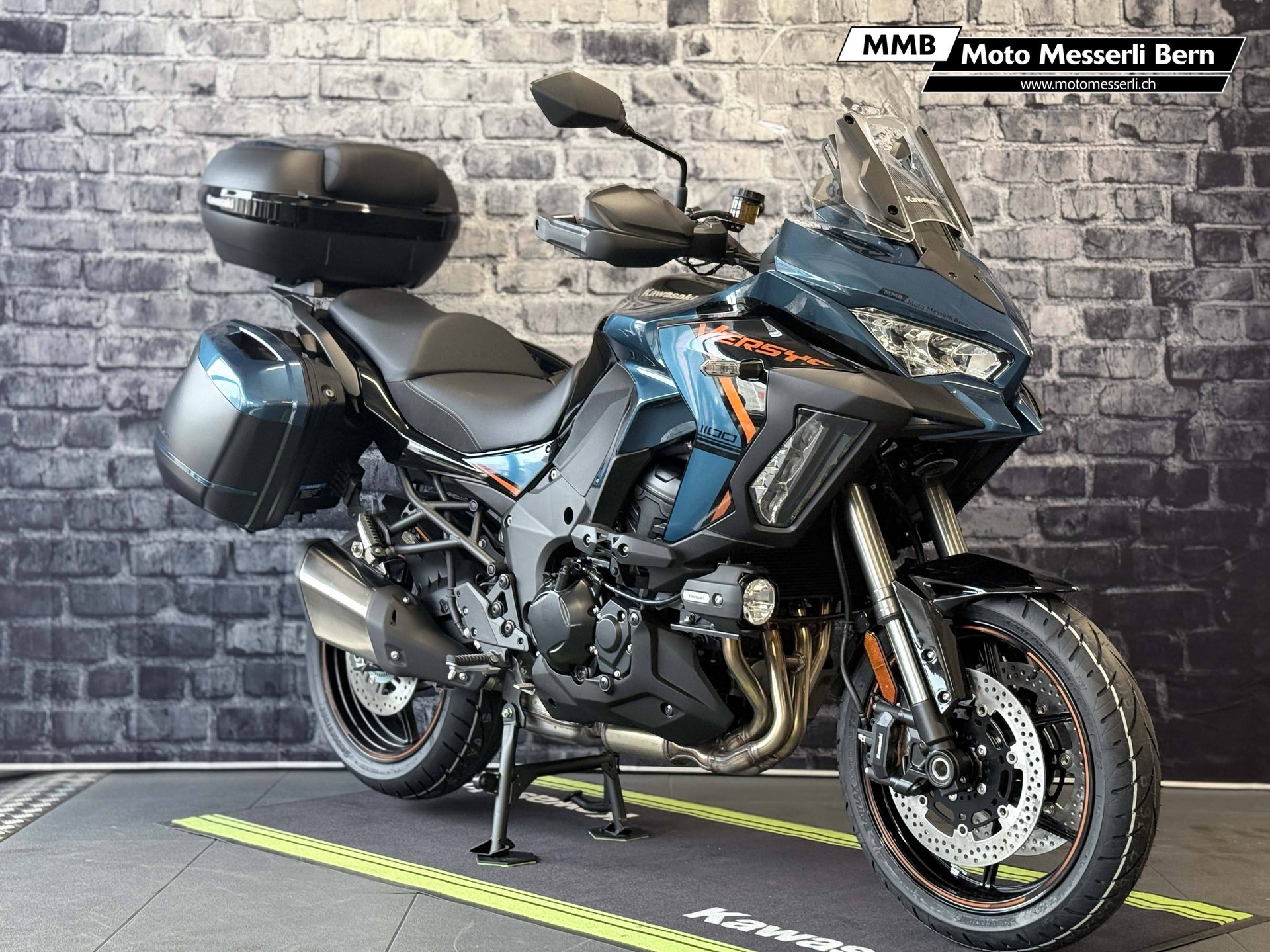 KAWASAKI Versys 1100 SE Grand Tourer