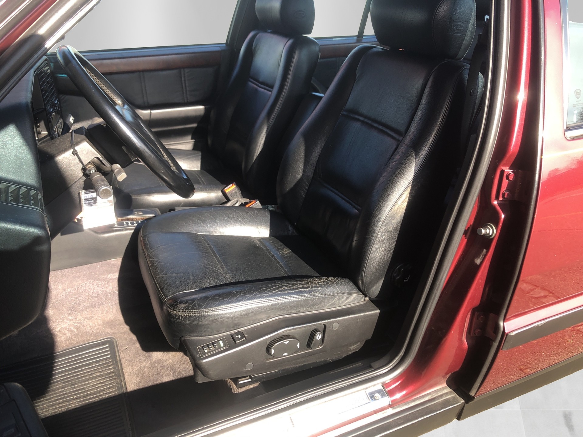 LANCIA Thema 3.0 V6 LS-image-8