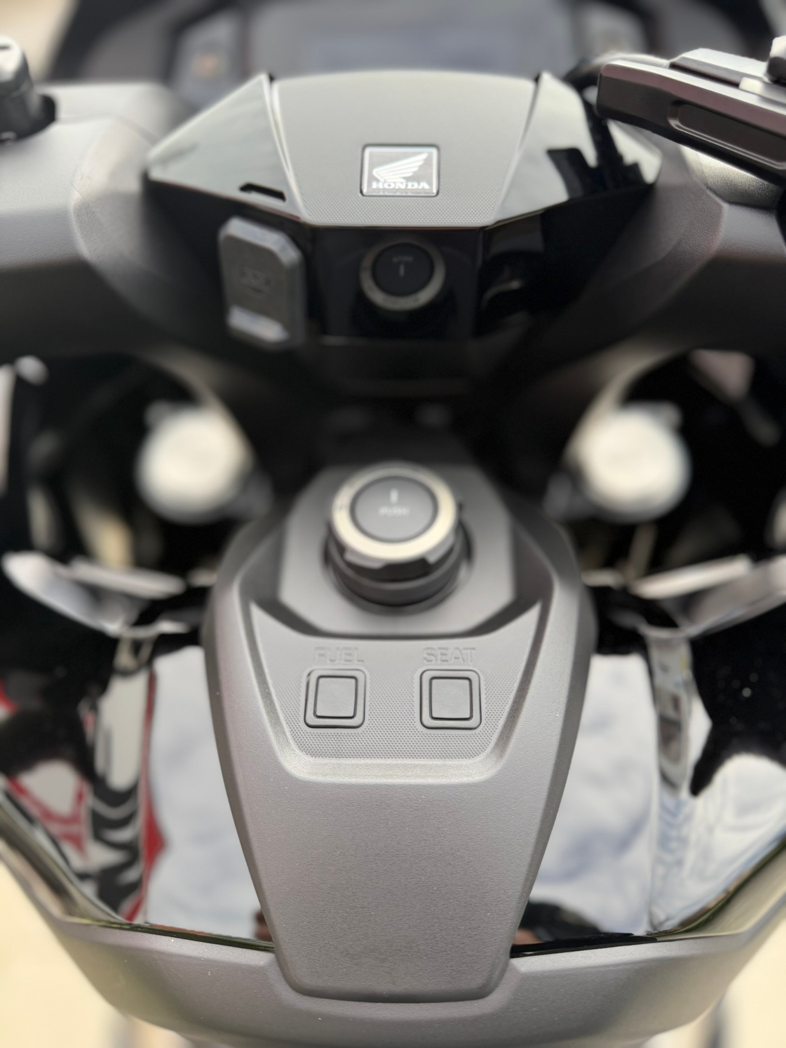 HONDA FORZA 750-image-8