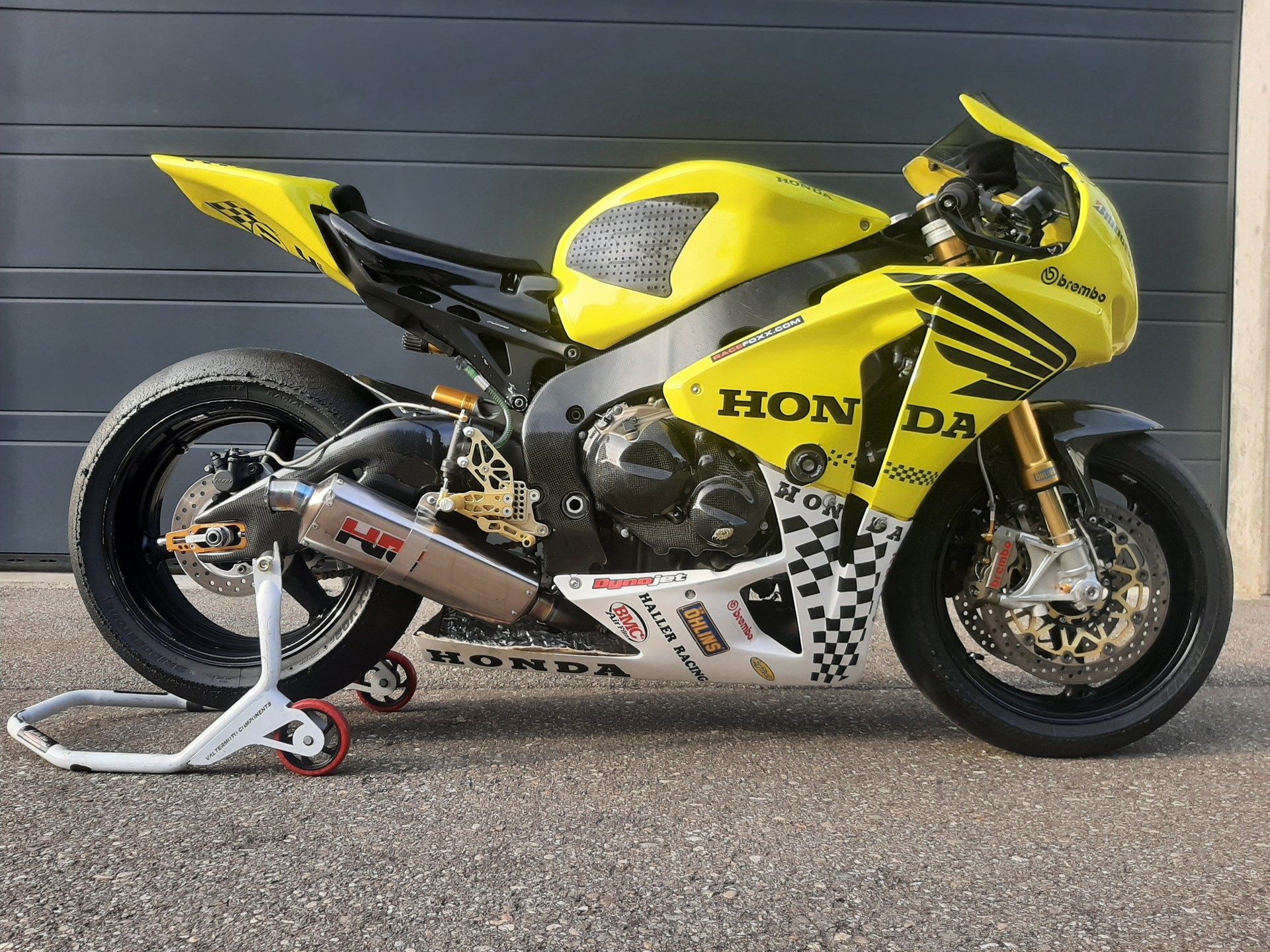 HONDA CBR 1000 RR Fireblade-image-0