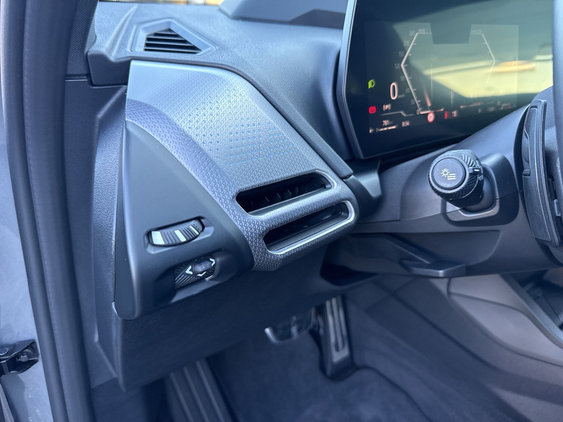 BMW 123 xDrive M Sport Steptronic-image-19