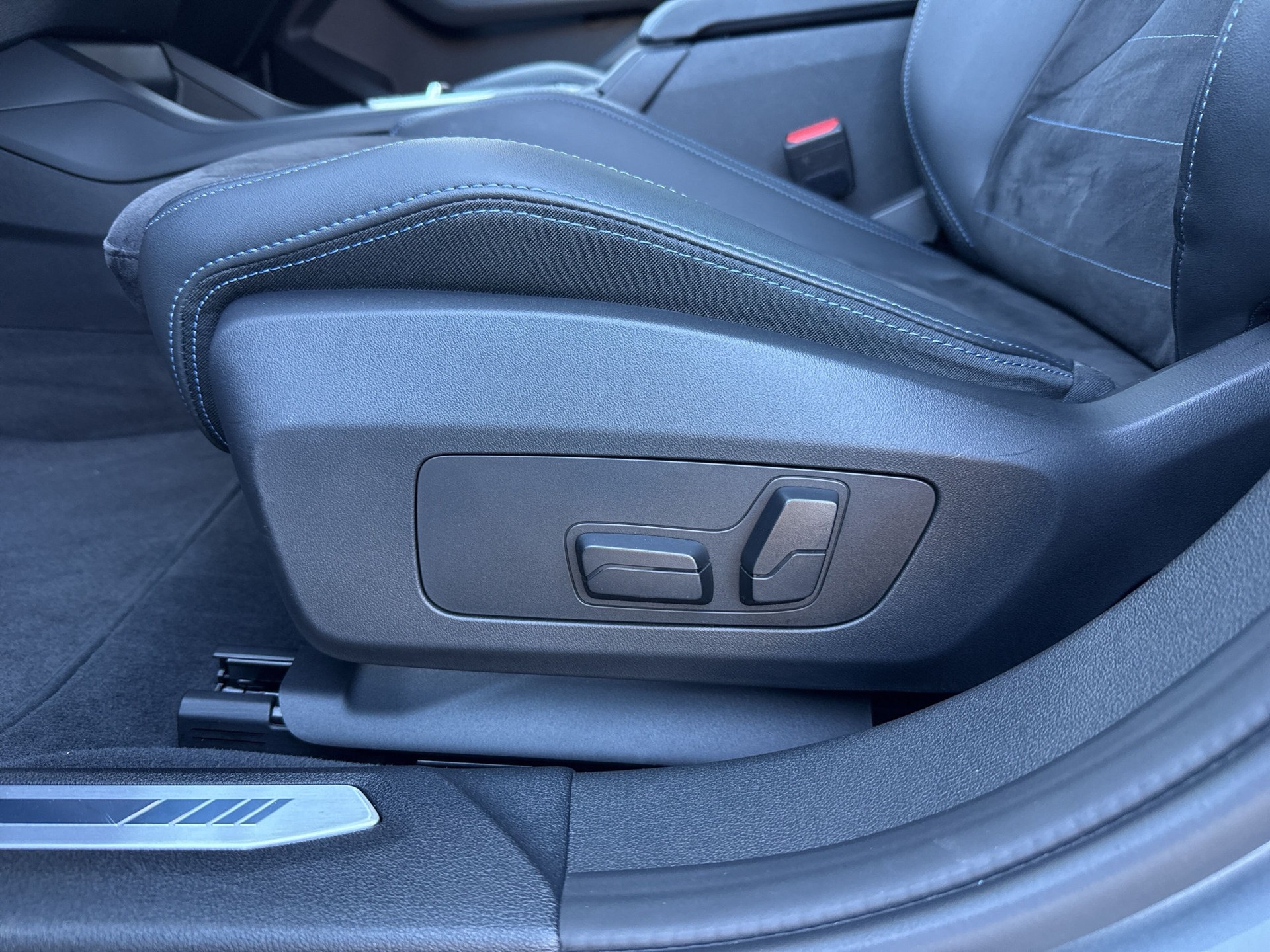 BMW 123 xDrive M Sport Steptronic-image-18
