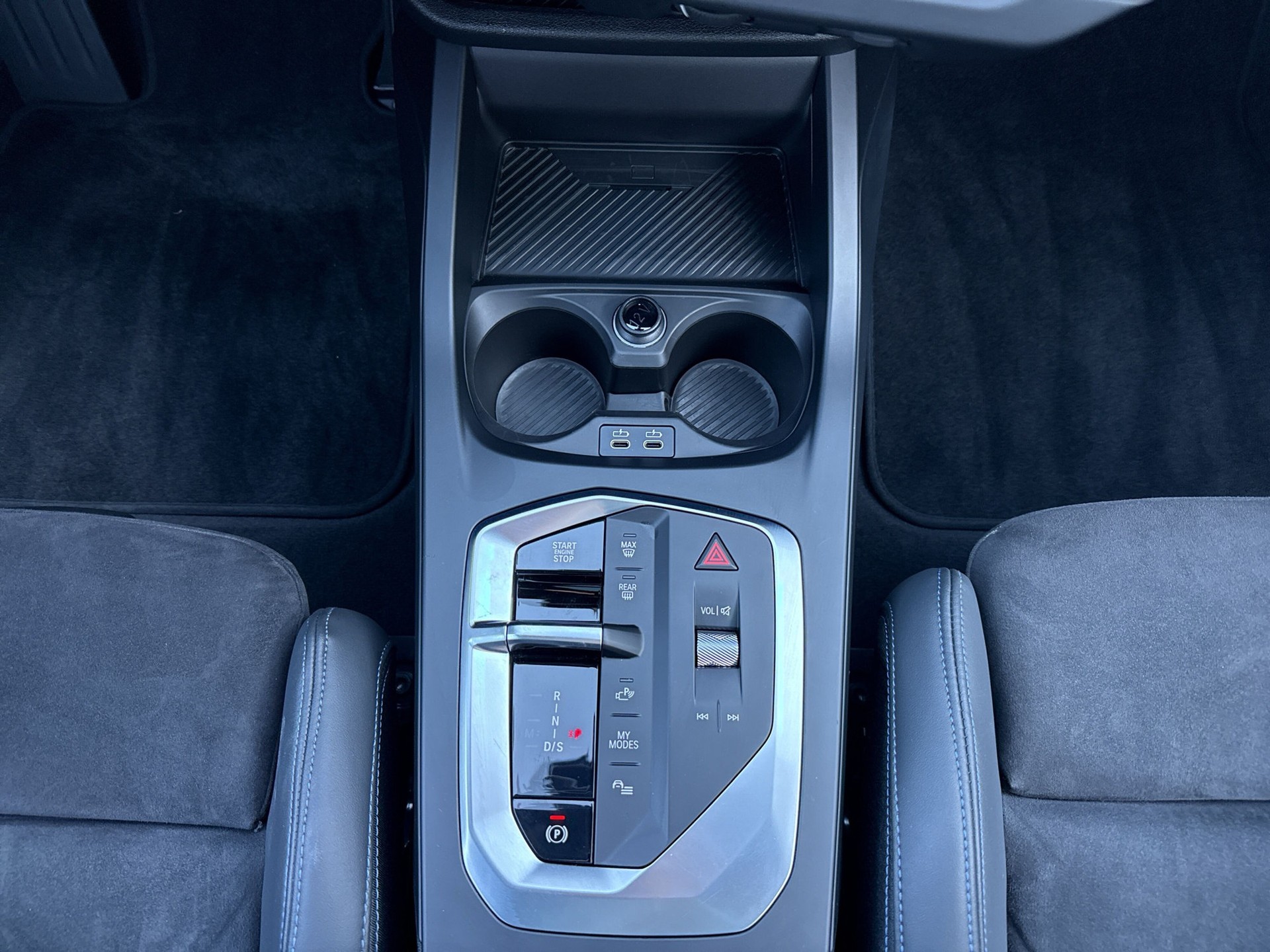 BMW 123 xDrive M Sport Steptronic-image-12