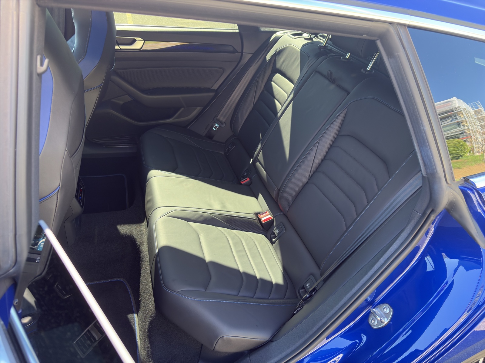 VW Arteon Shooting Brake 2.0 TSI R DSG 4m-image-9
