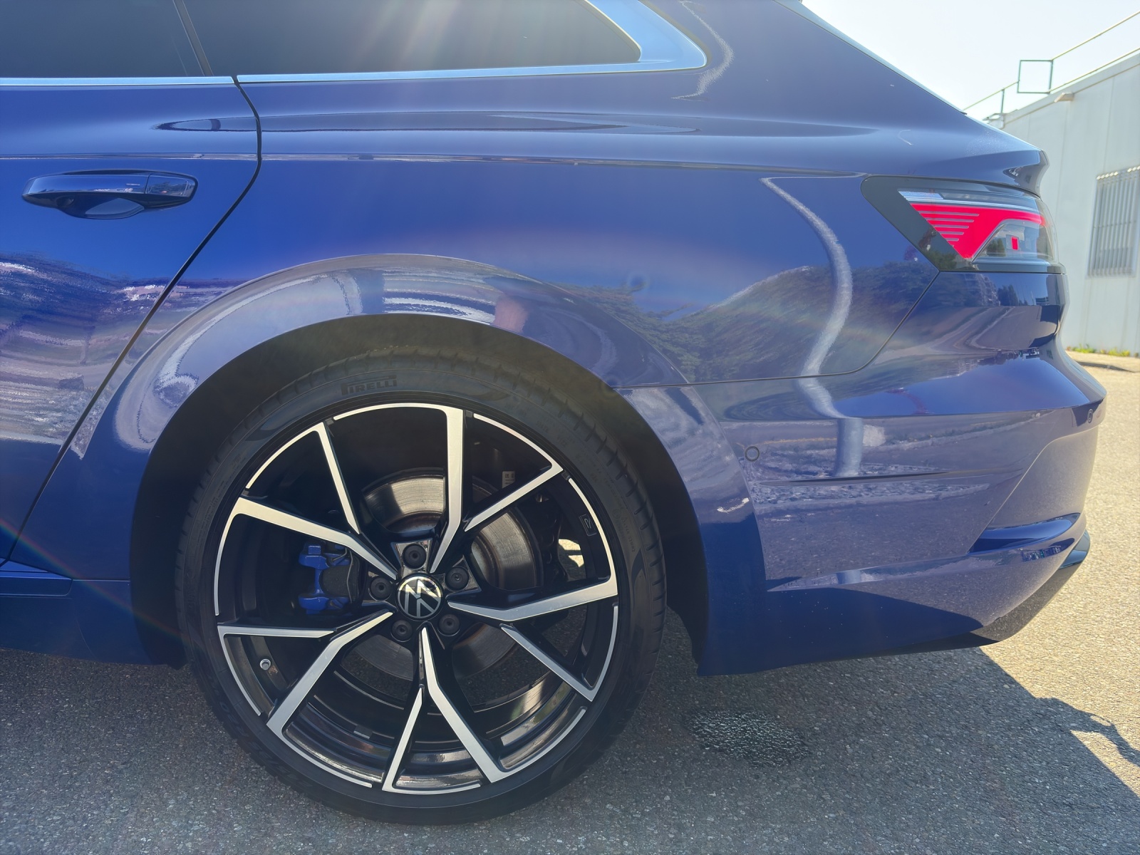 VW Arteon Shooting Brake 2.0 TSI R DSG 4m-image-14