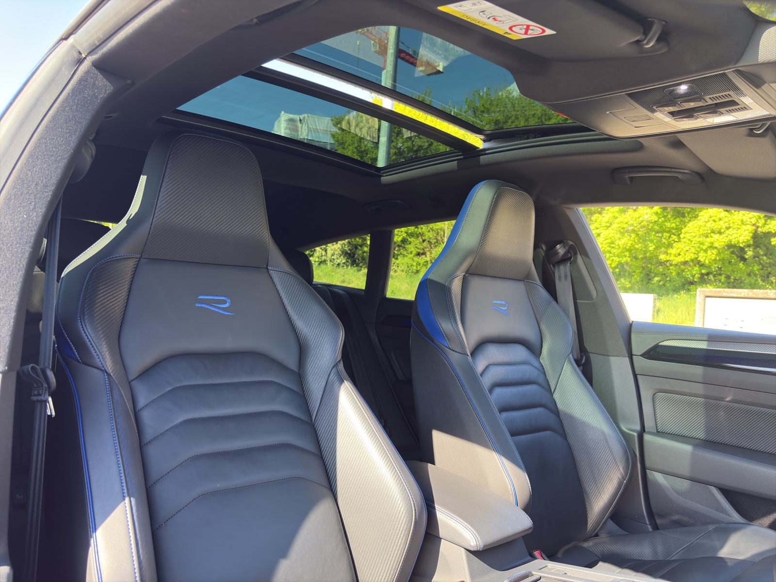 VW Arteon Shooting Brake 2.0 TSI R DSG 4m-image-6