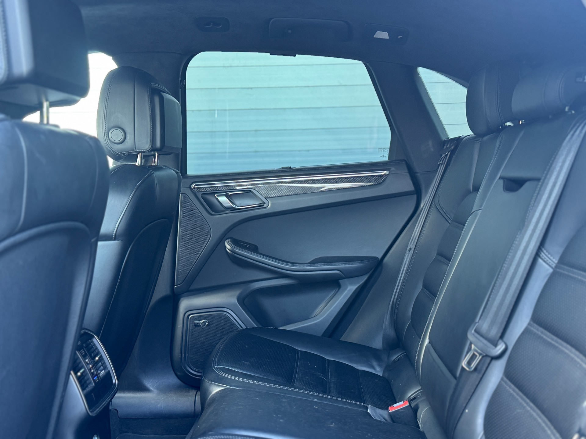 PORSCHE Macan Turbo PDK-image-5