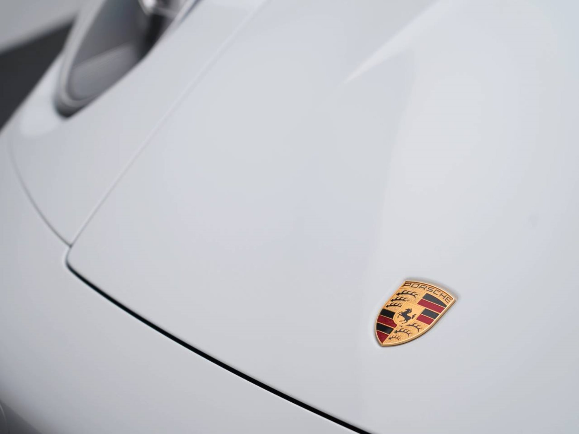 PORSCHE 911 Turbo S-image-10