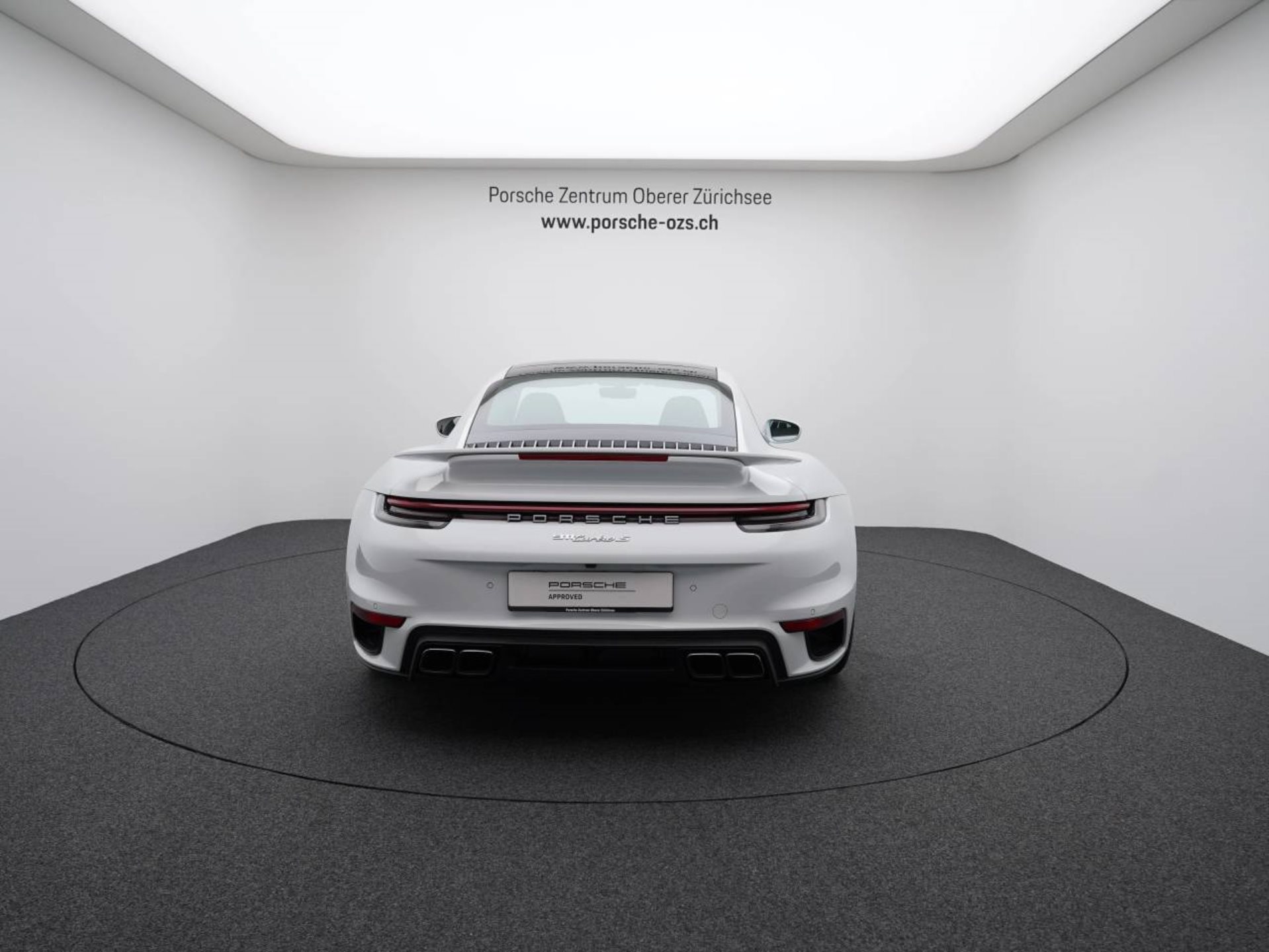 PORSCHE 911 Turbo S-image-5