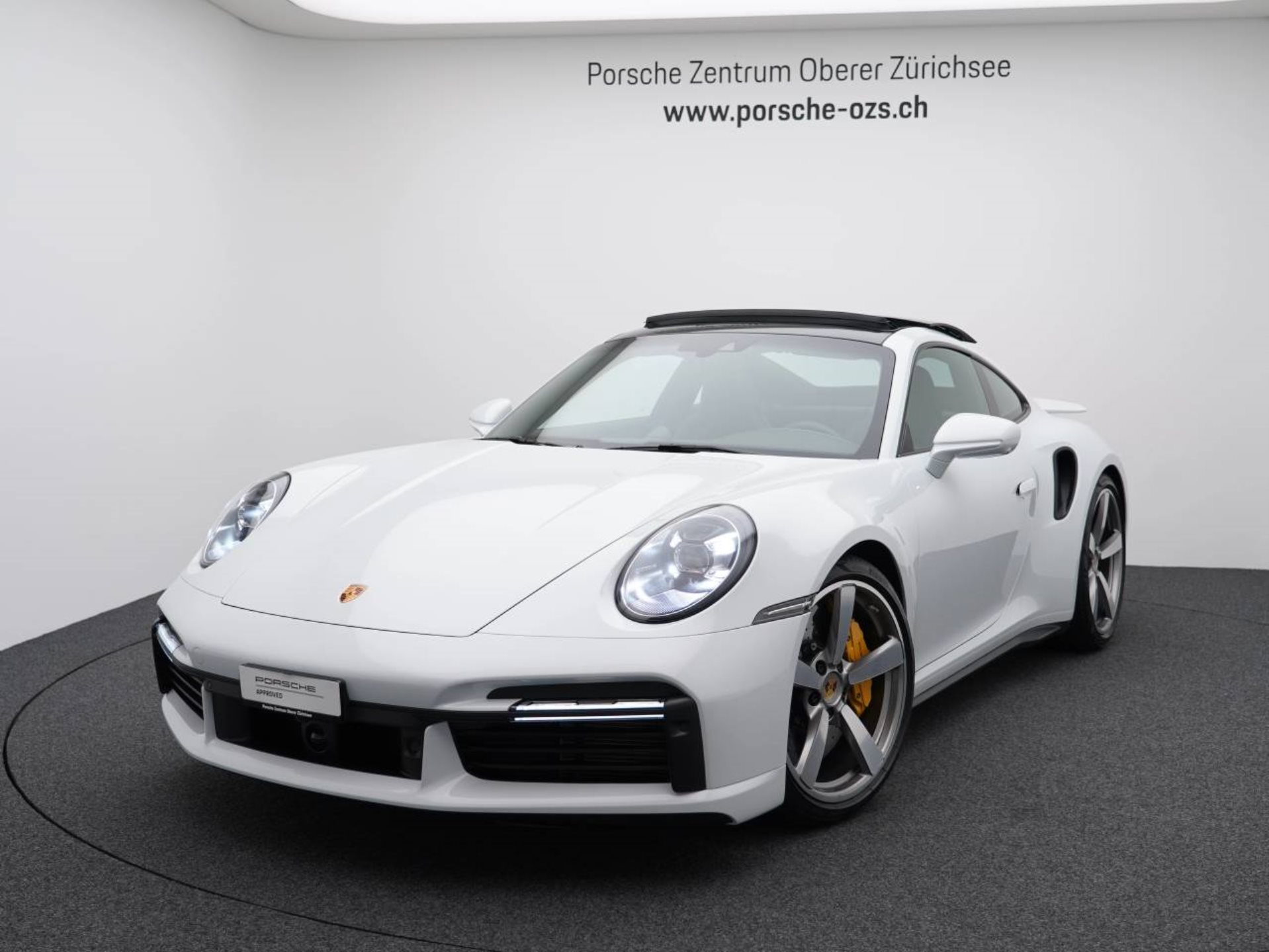 PORSCHE 911 Turbo S