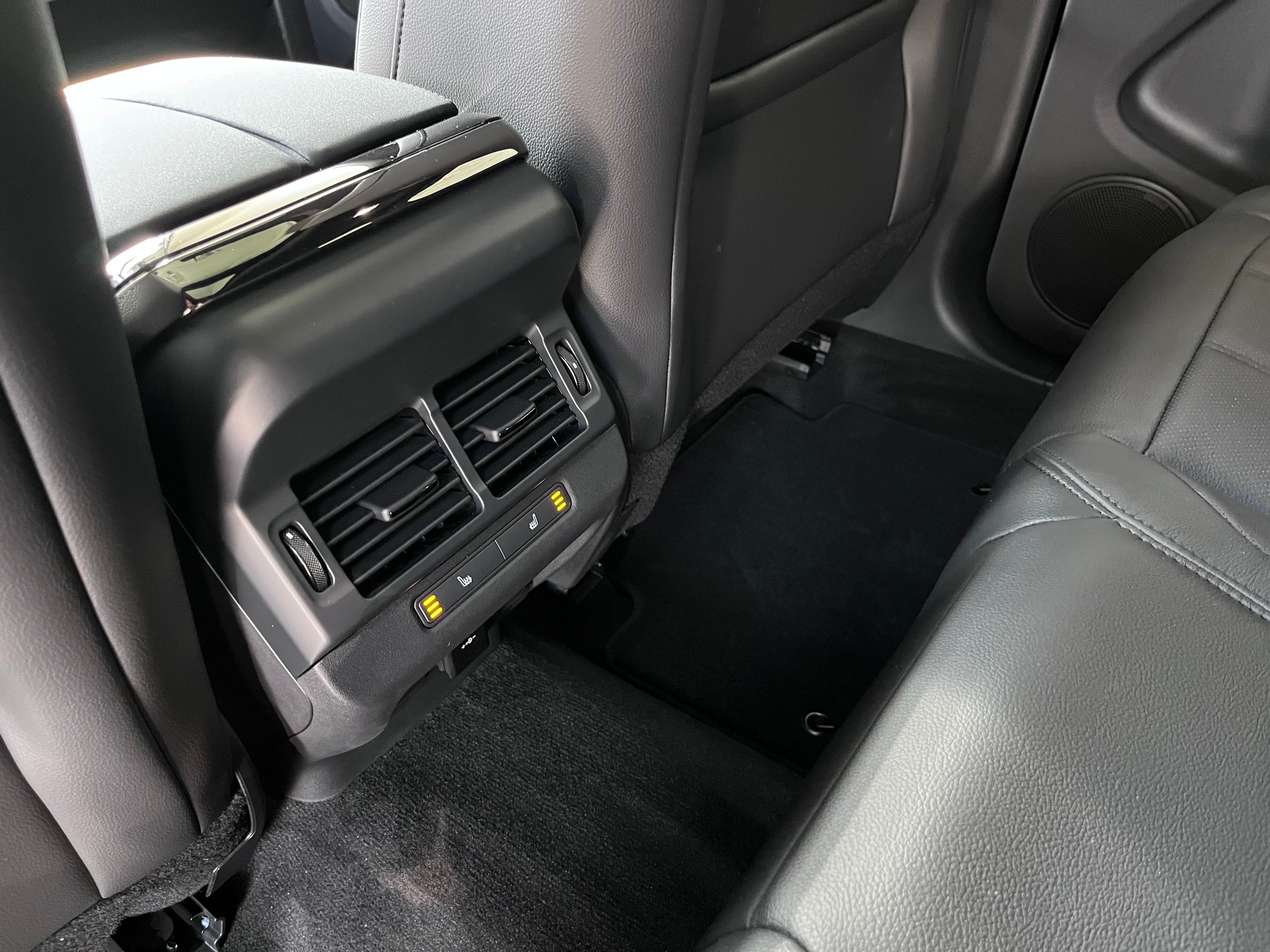 LAND ROVER Range Rover Evoque P 270e Dynamic SE AT9-image-14