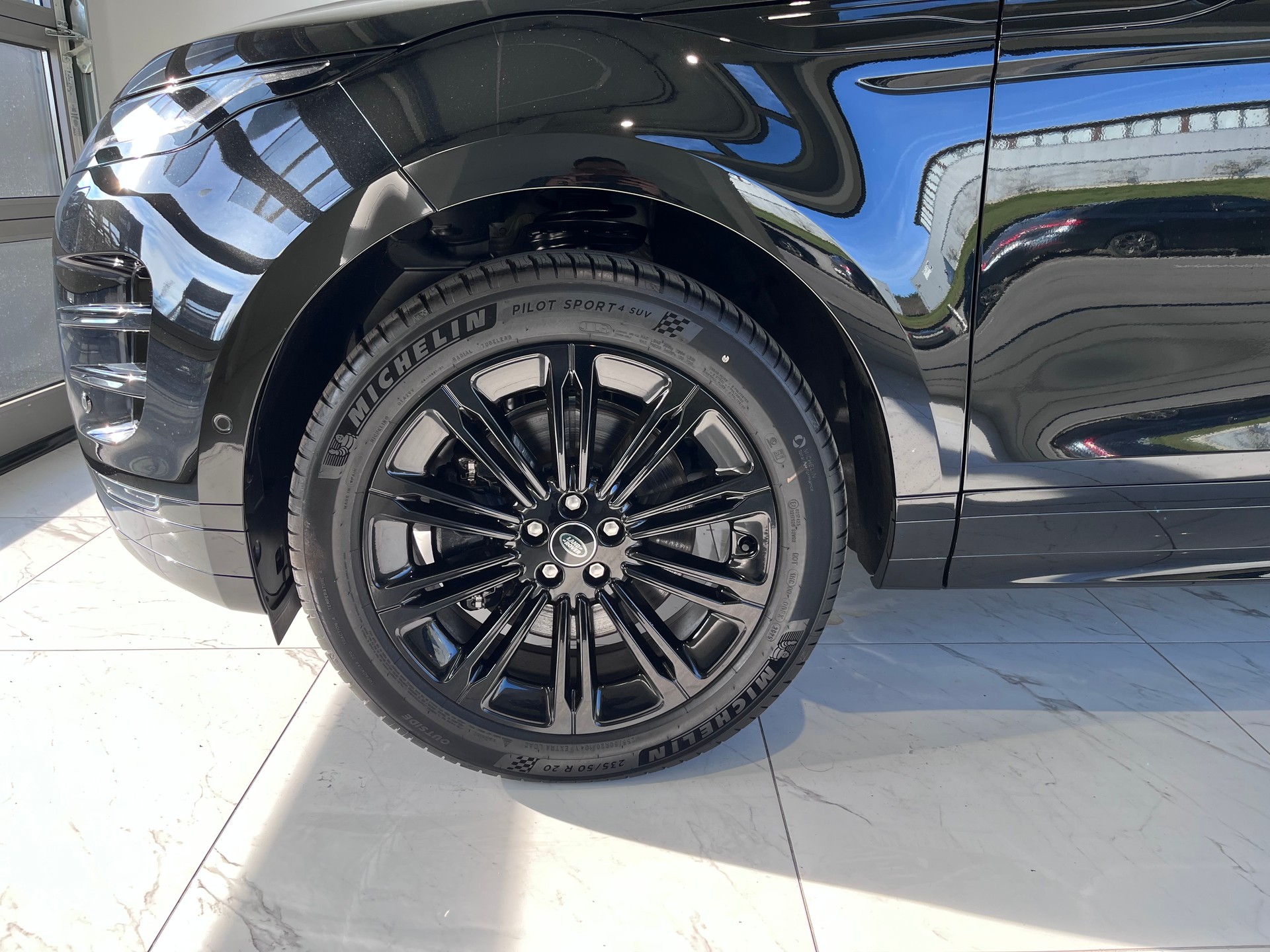 LAND ROVER Range Rover Evoque P 270e Dynamic SE AT9-image-15