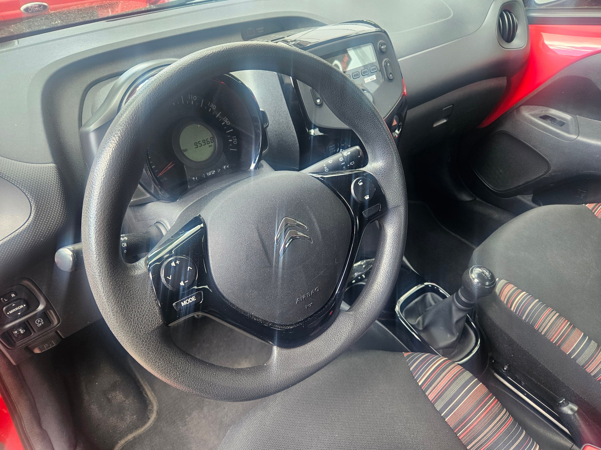 CITROEN C1 1.0 VTi Shine Stop&Start-image-6