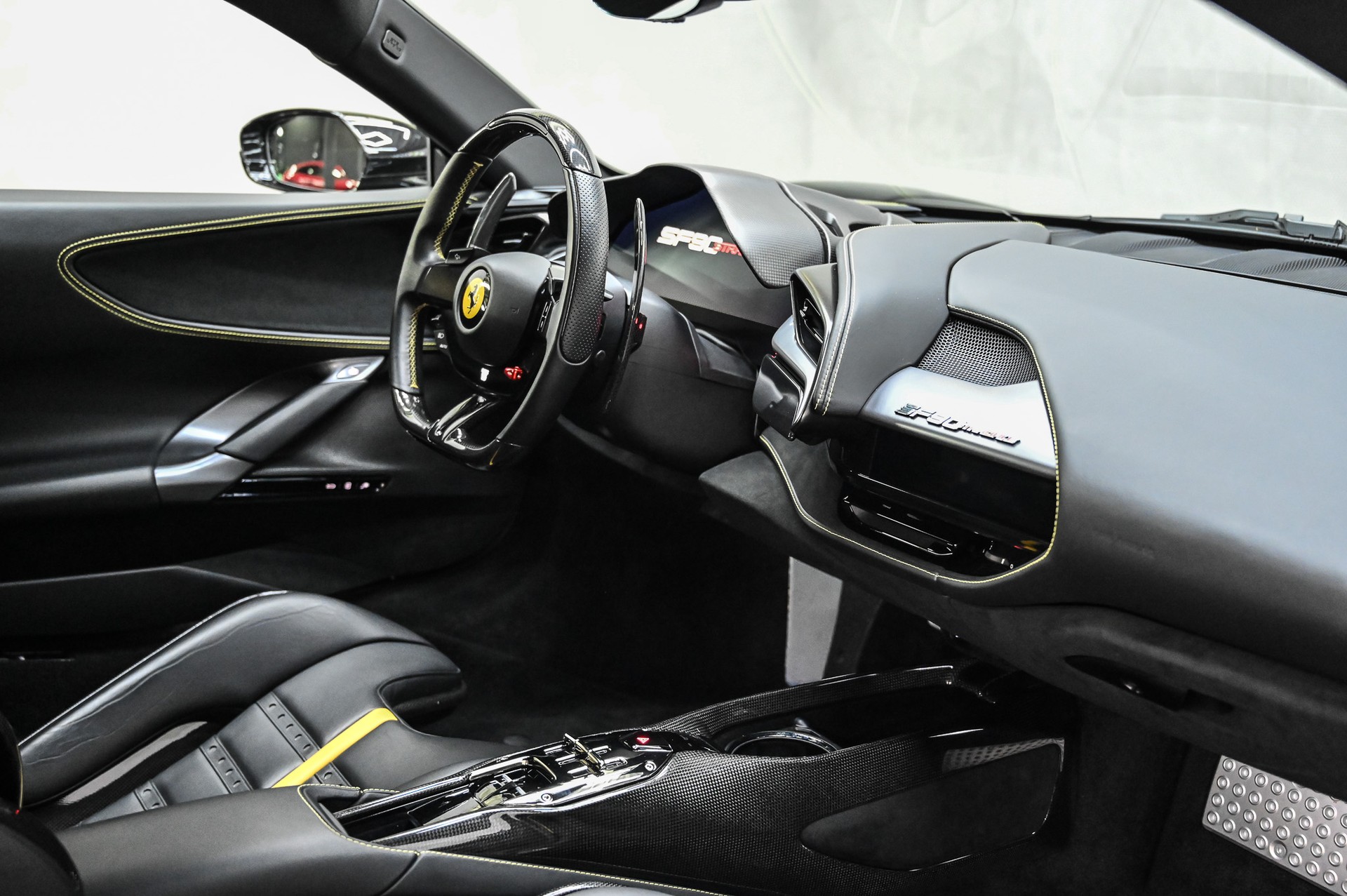 FERRARI SF90 Stradale-image-25