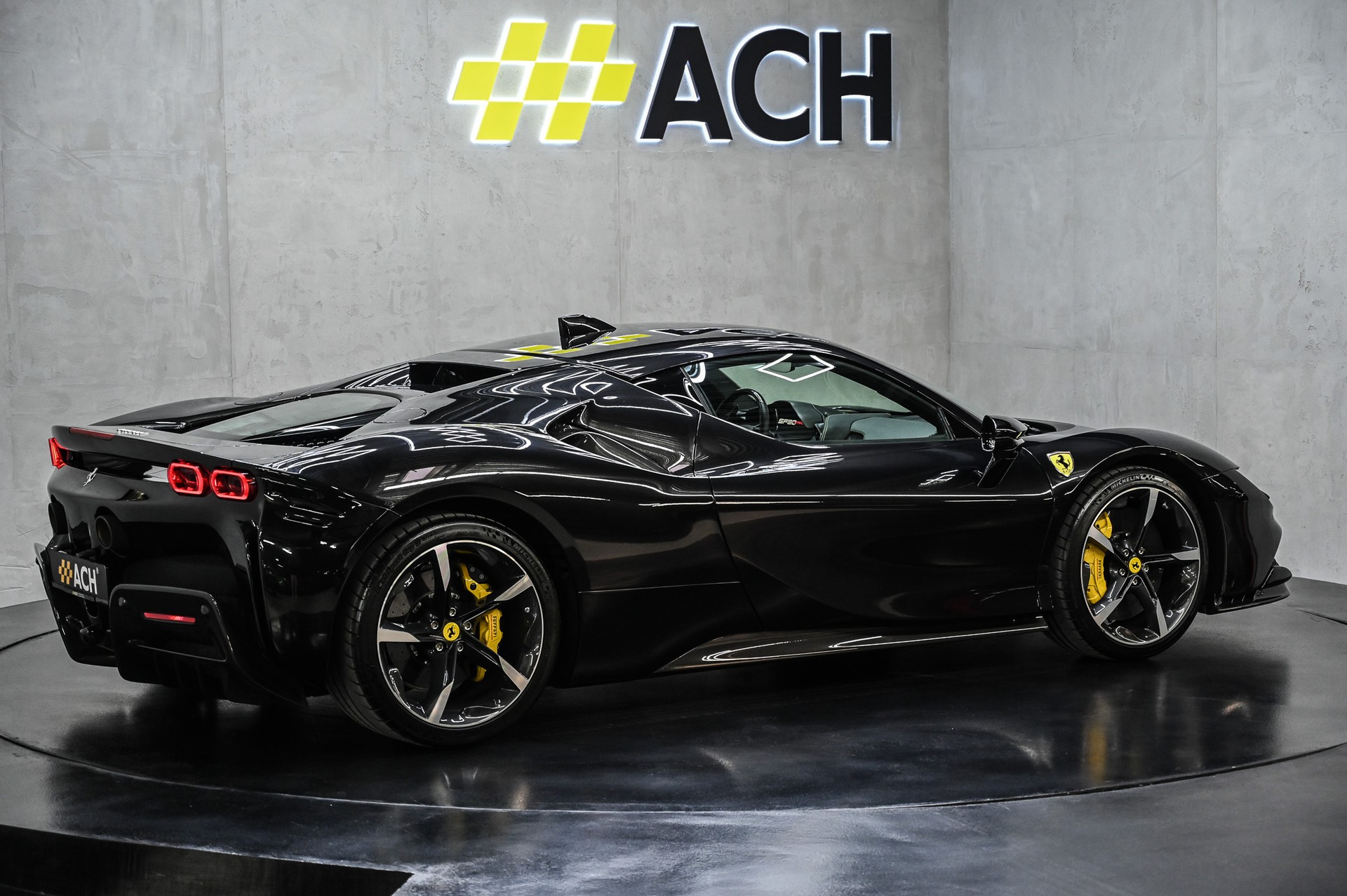 FERRARI SF90 Stradale-image-9
