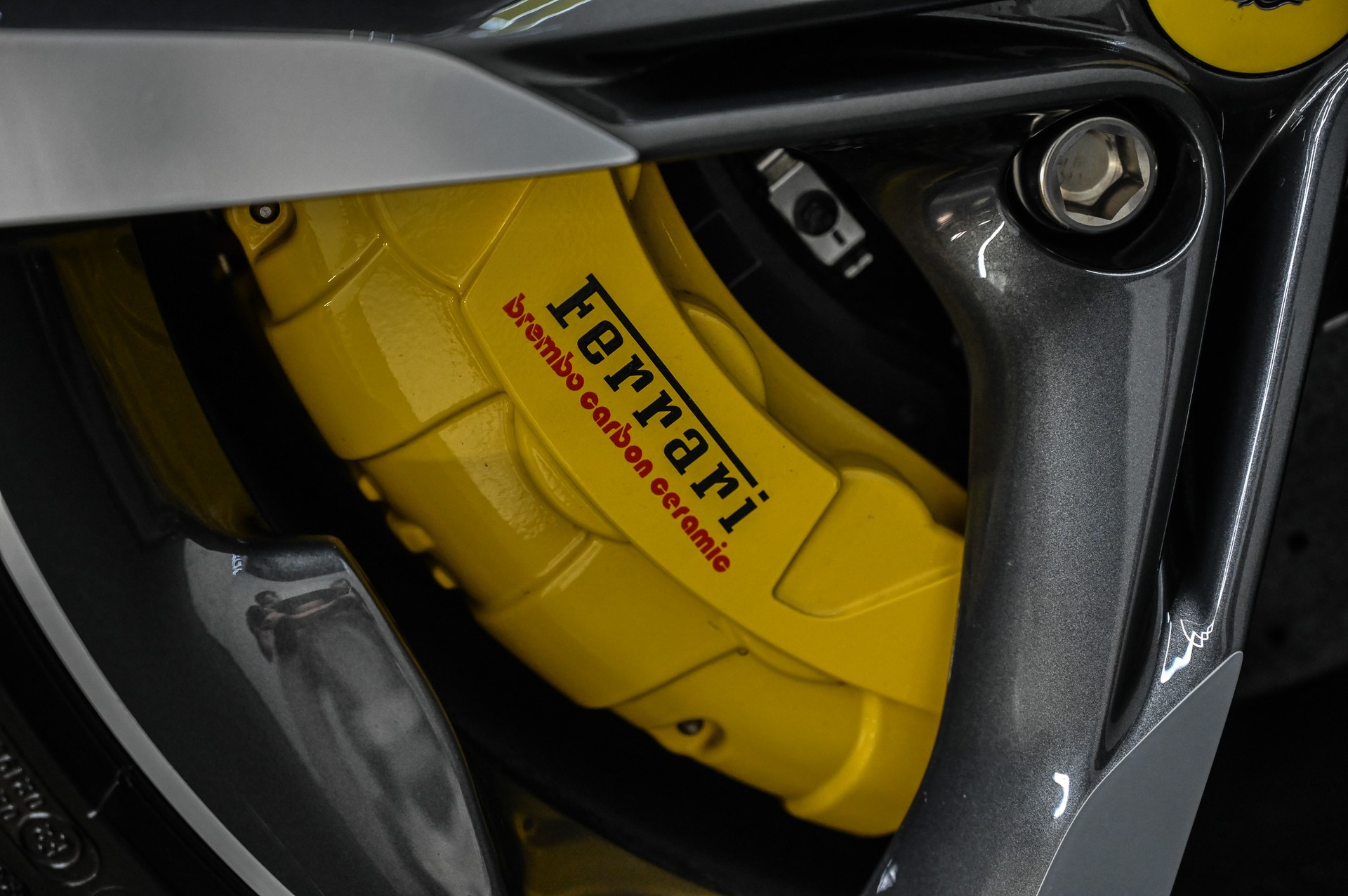 FERRARI SF90 Stradale-image-15