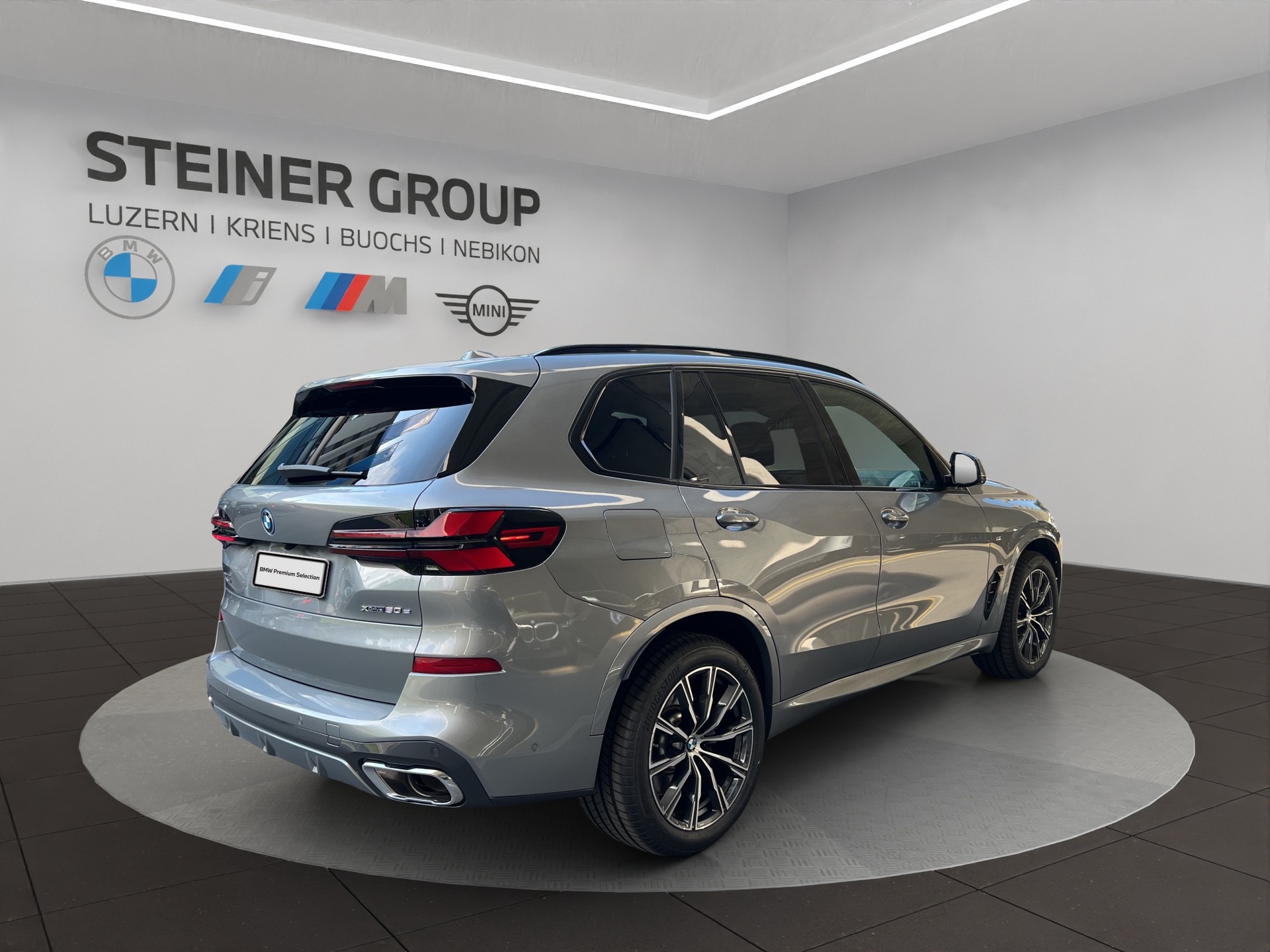 BMW X5 xDrive 50e M Sport Steptronic-image-5