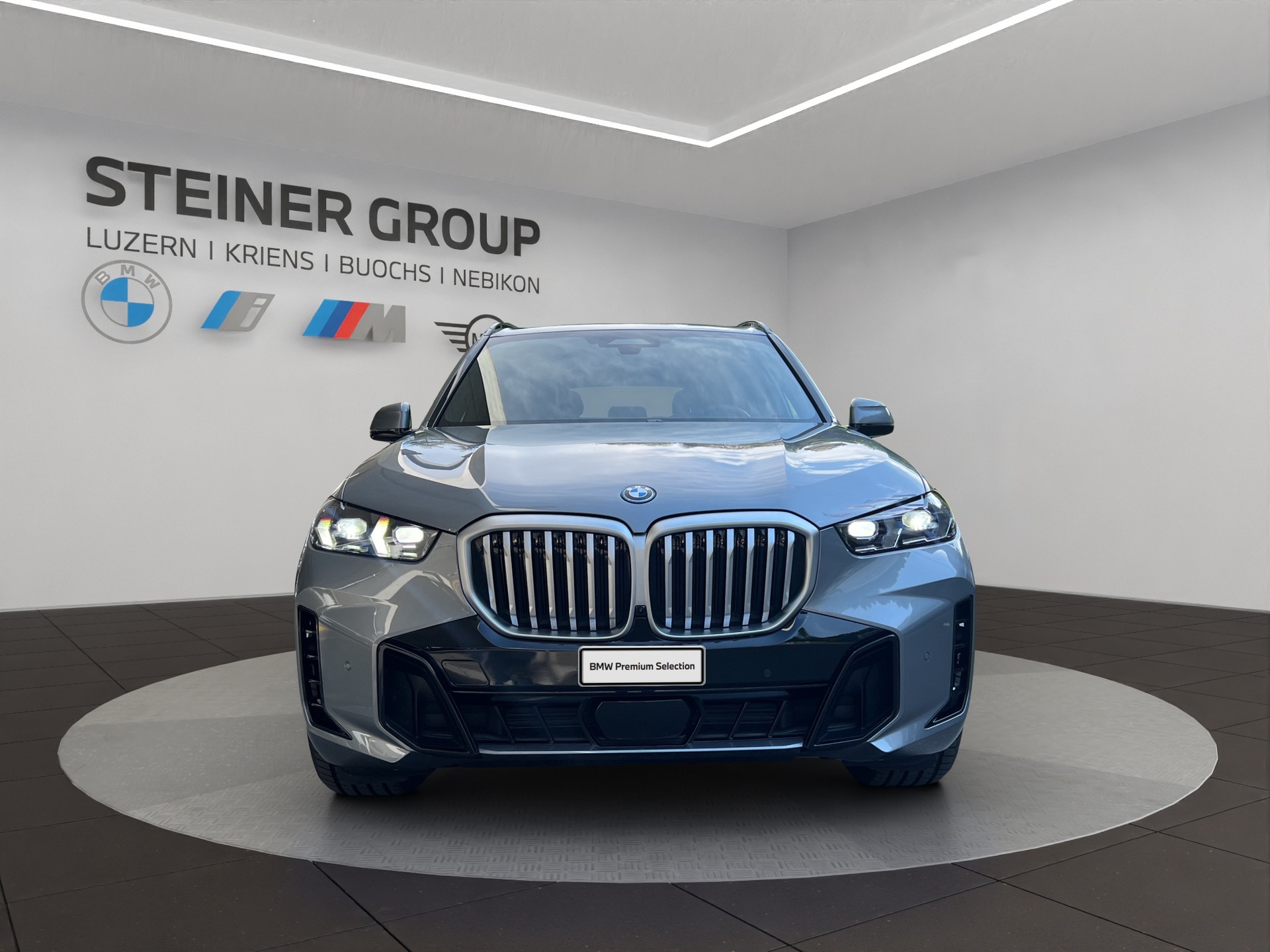 BMW X5 xDrive 50e M Sport Steptronic-showroom-element-2