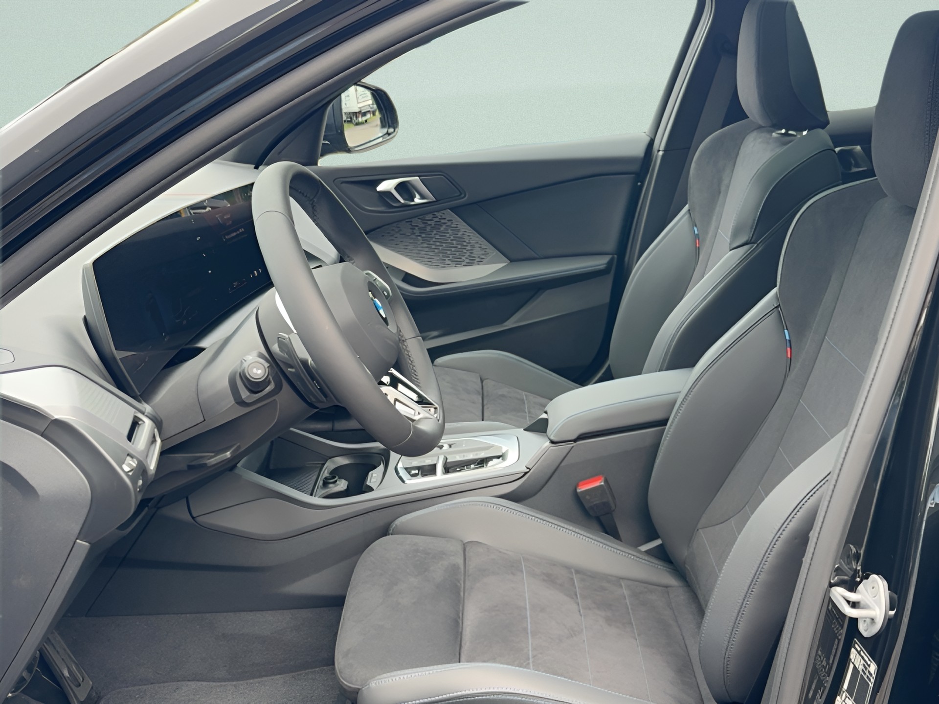 BMW 120 M Sport Steptronic-image-9