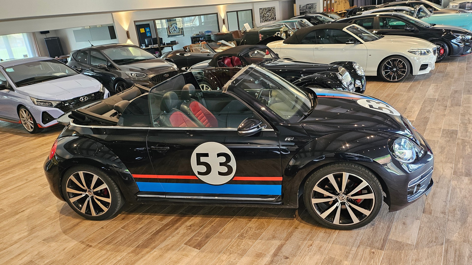 VW Beetle Cabrio 2.0 TSI Sport DSG R-Line-image-26