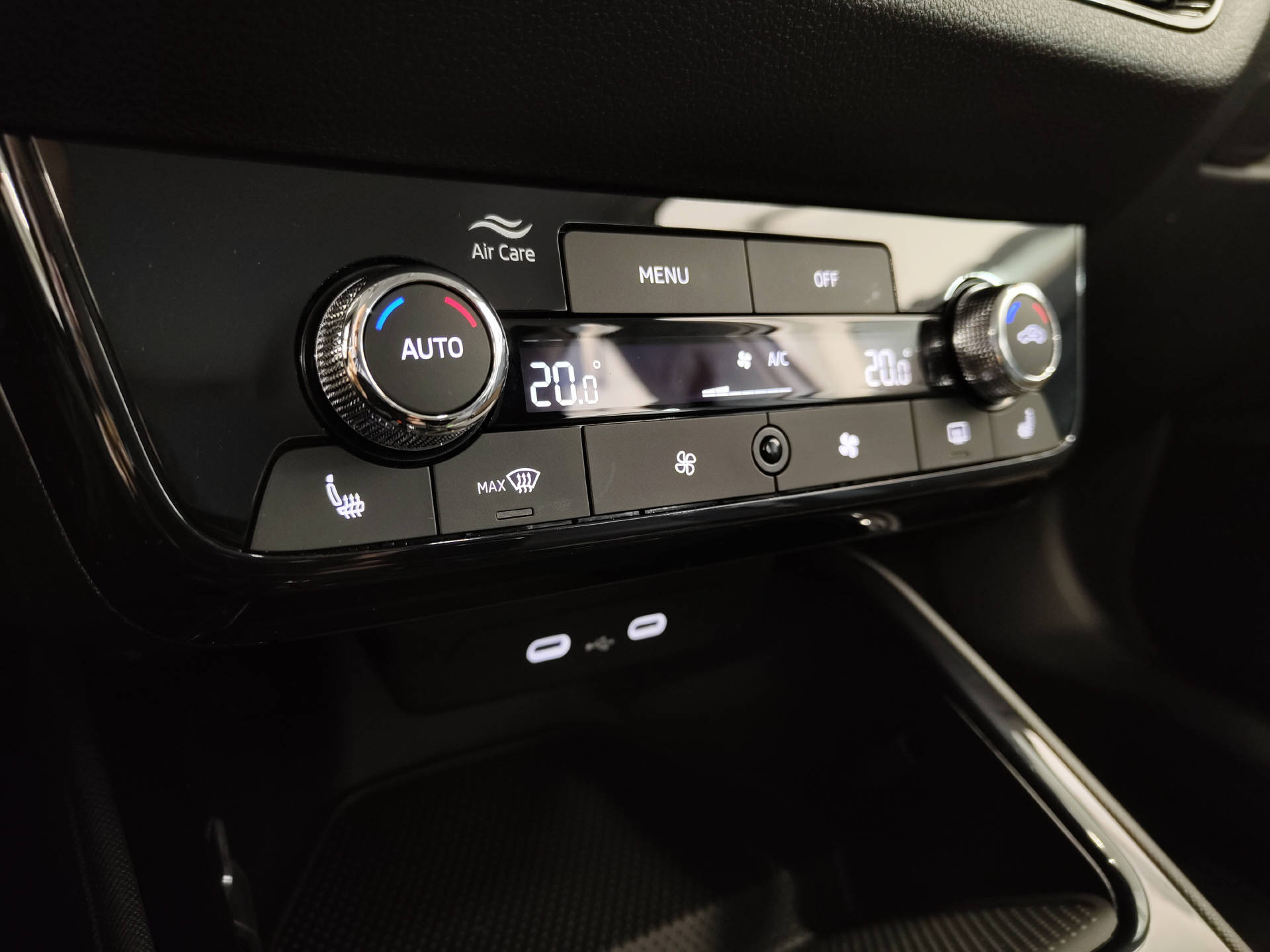 SKODA Fabia 1.5 TSI Selection DSG-image-9